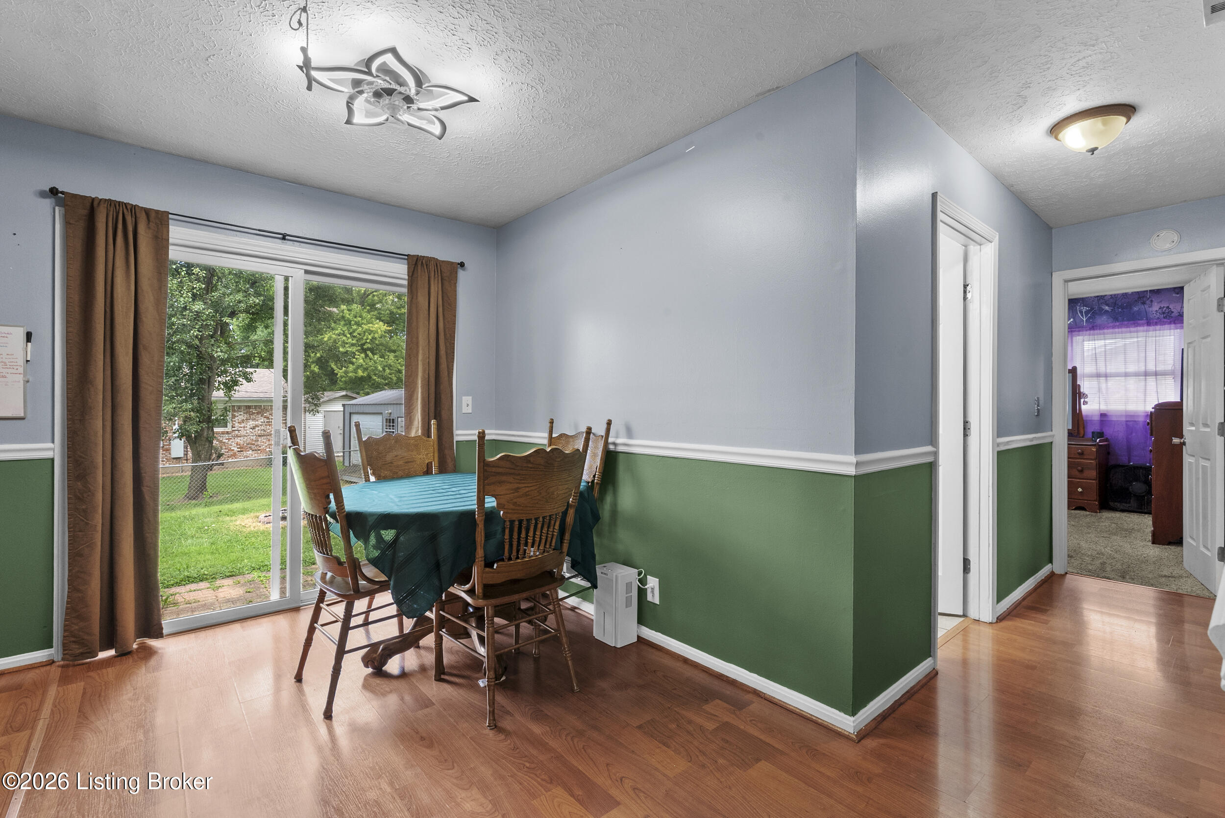 106 Wyndingbrook Dr Property Photo 7
