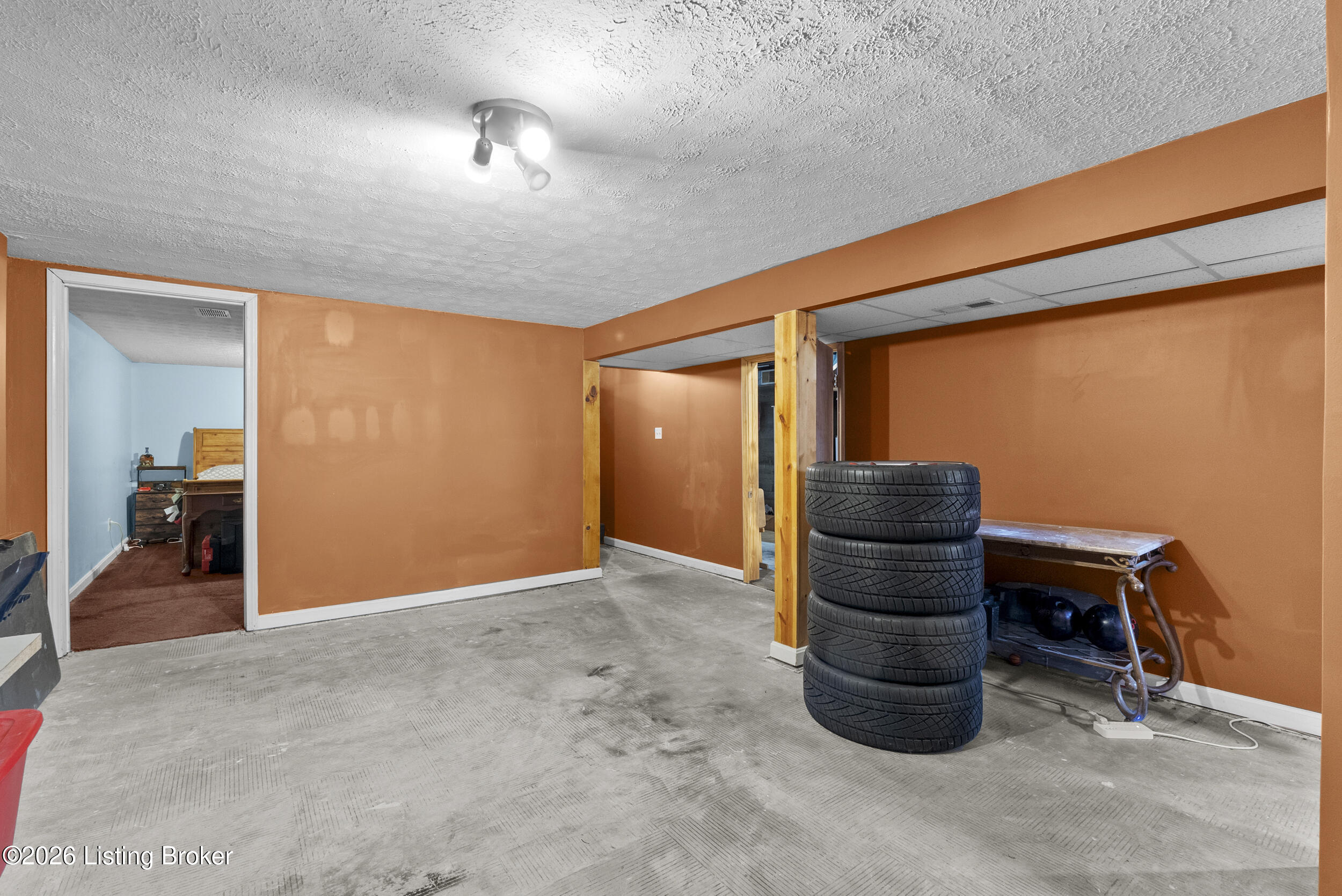 106 Wyndingbrook Dr Property Photo 24