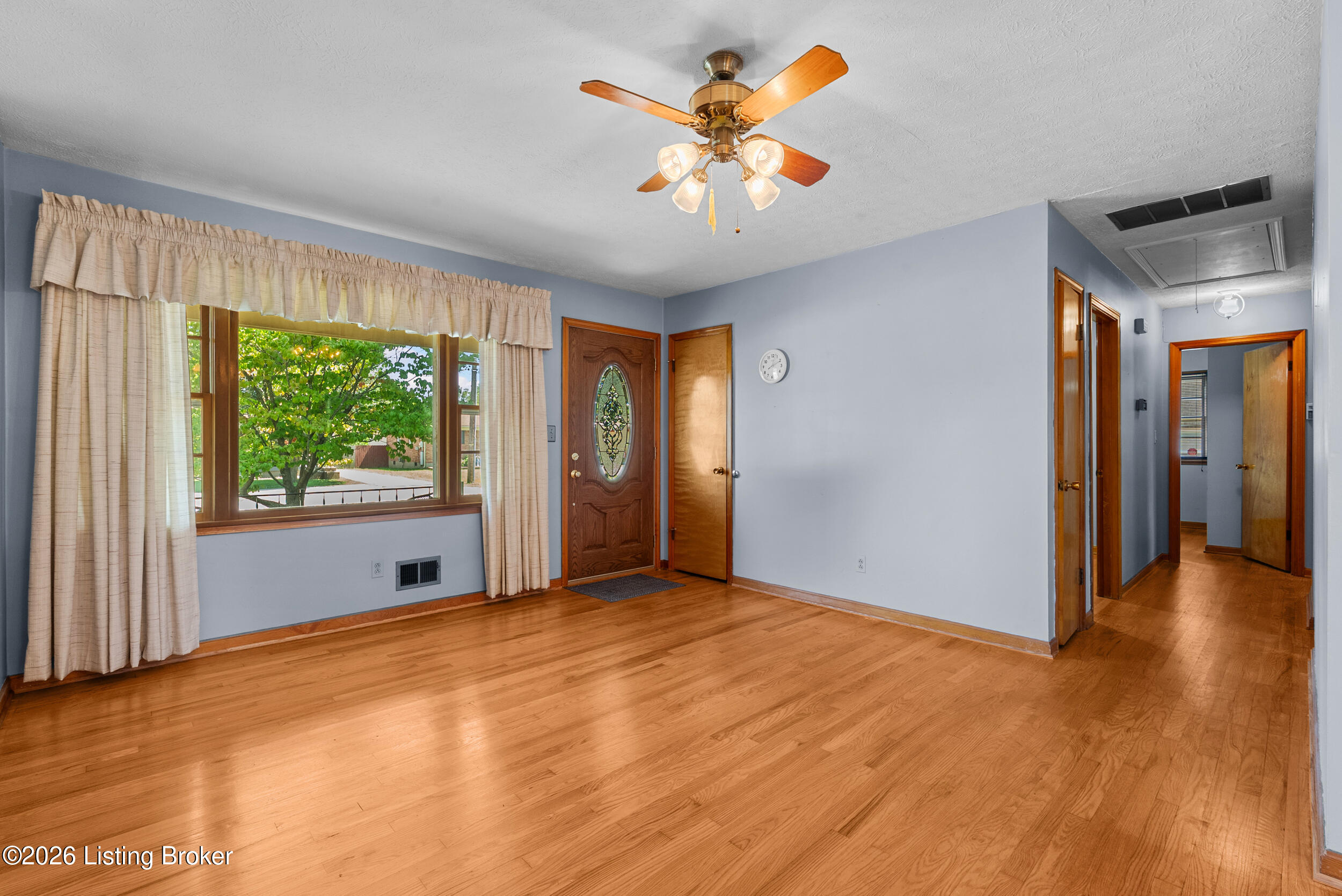 8204 Bost Ln Property Photo 6