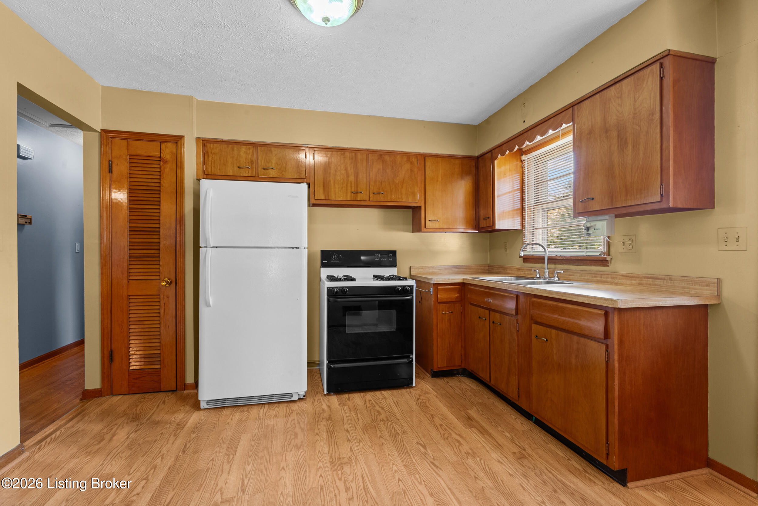 8204 Bost Ln Property Photo 10