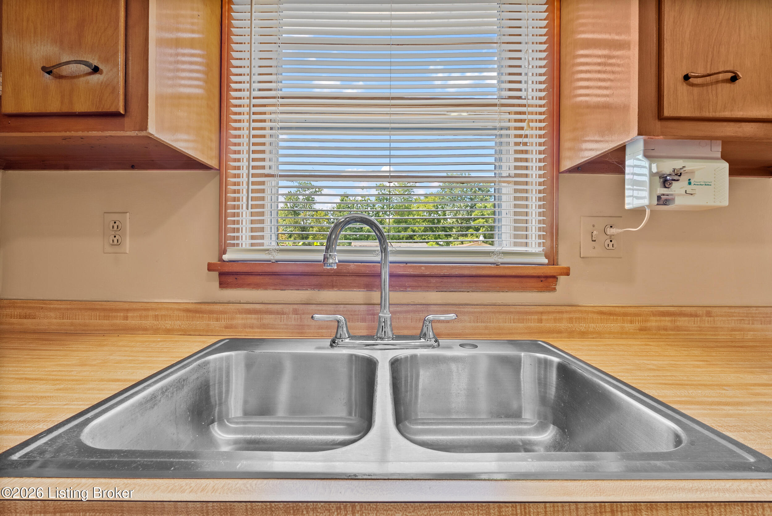 8204 Bost Ln Property Photo 12
