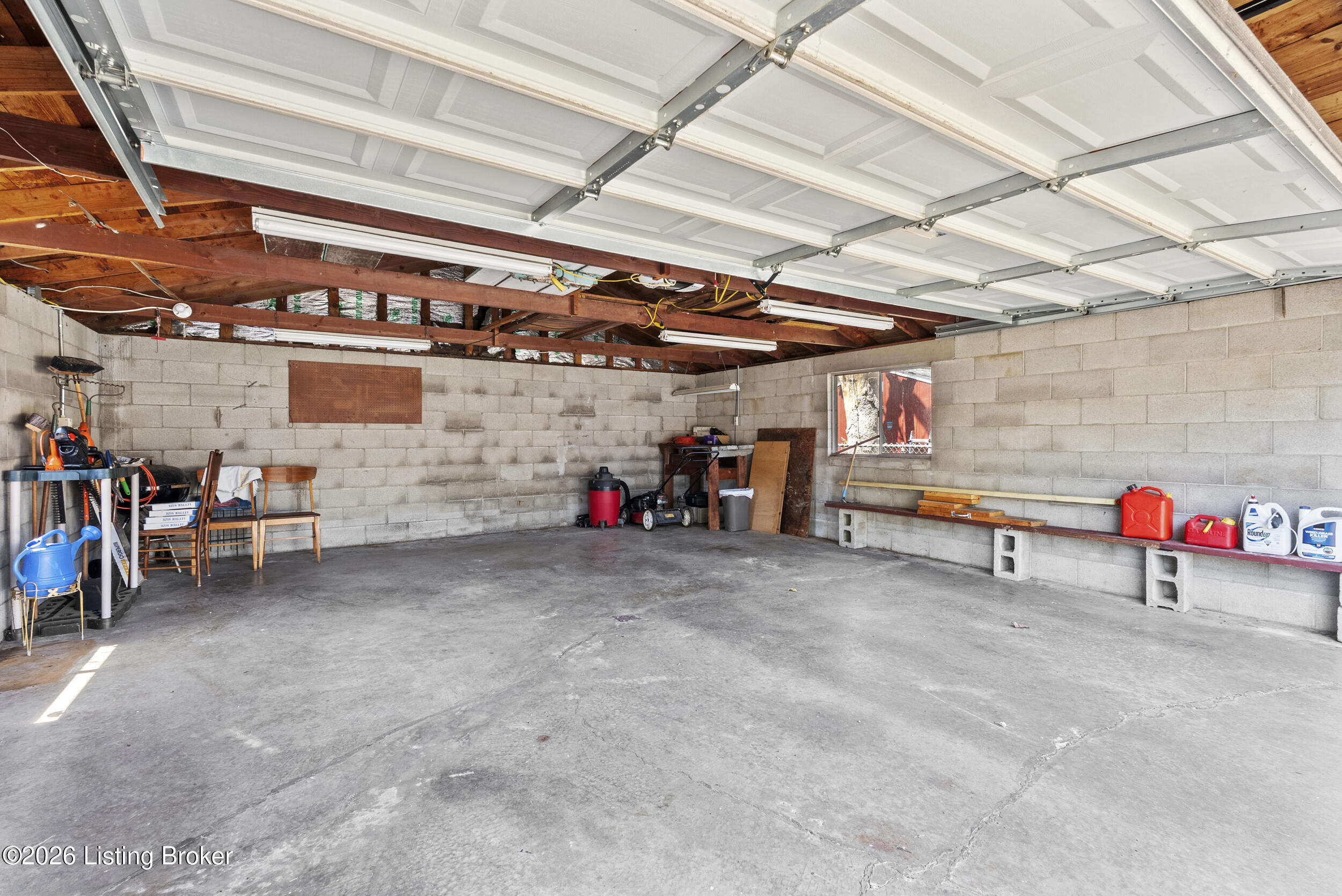 8204 Bost Ln Property Photo 29