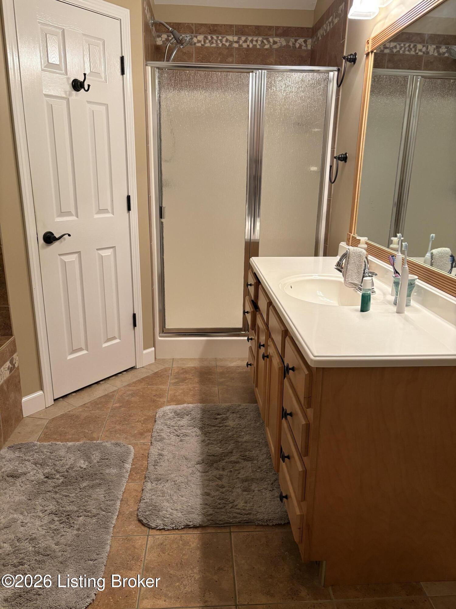 853 Shady Brook Ln Property Photo 18