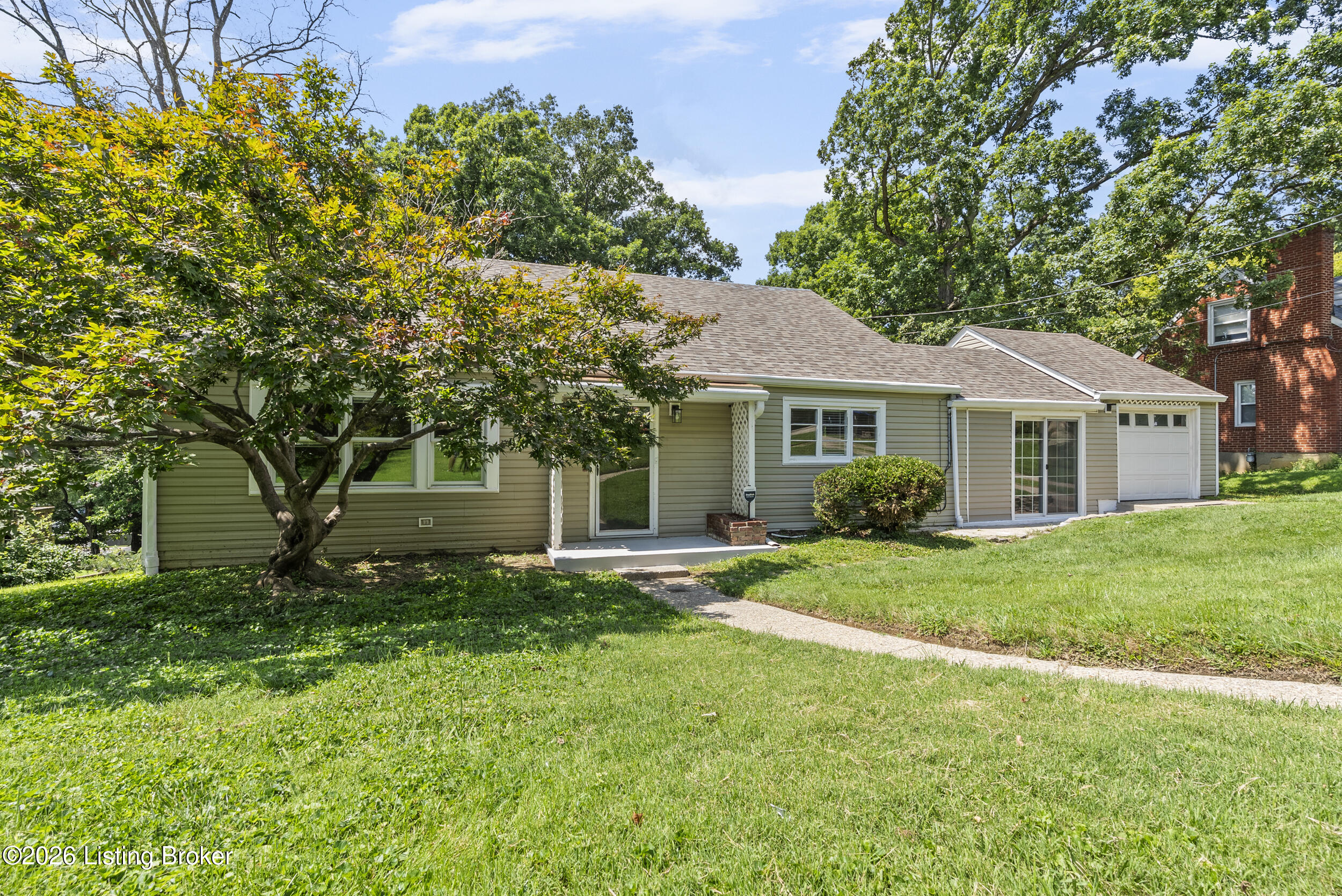 5334 Westhall Ave Property Photo 2