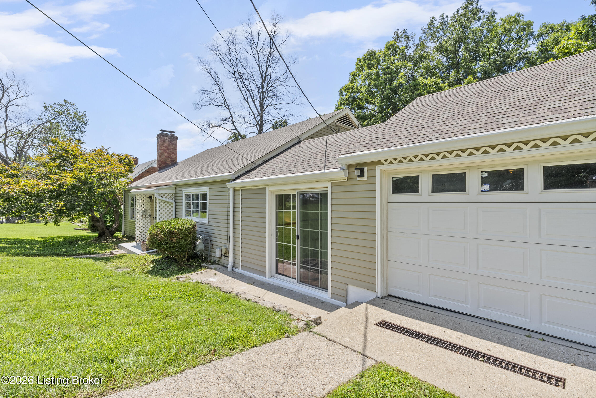 5334 Westhall Ave Property Photo 3