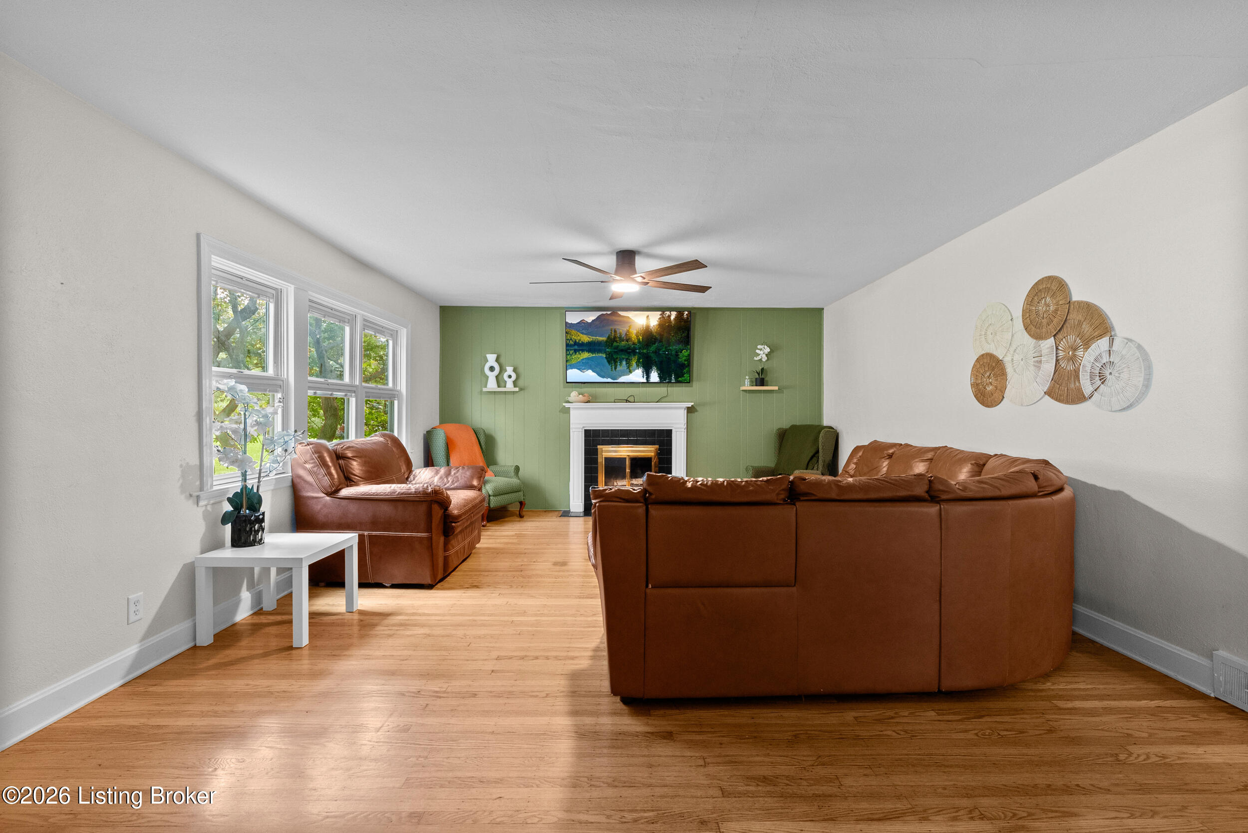 5334 Westhall Ave Property Photo 4