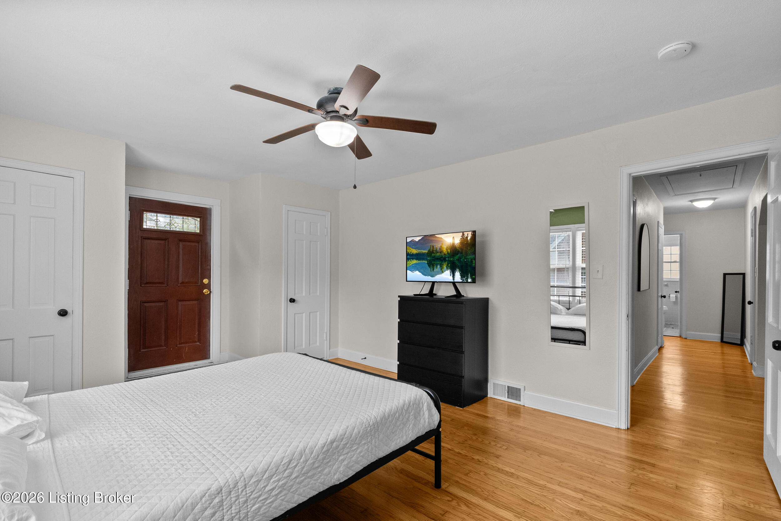 5334 Westhall Ave Property Photo 16