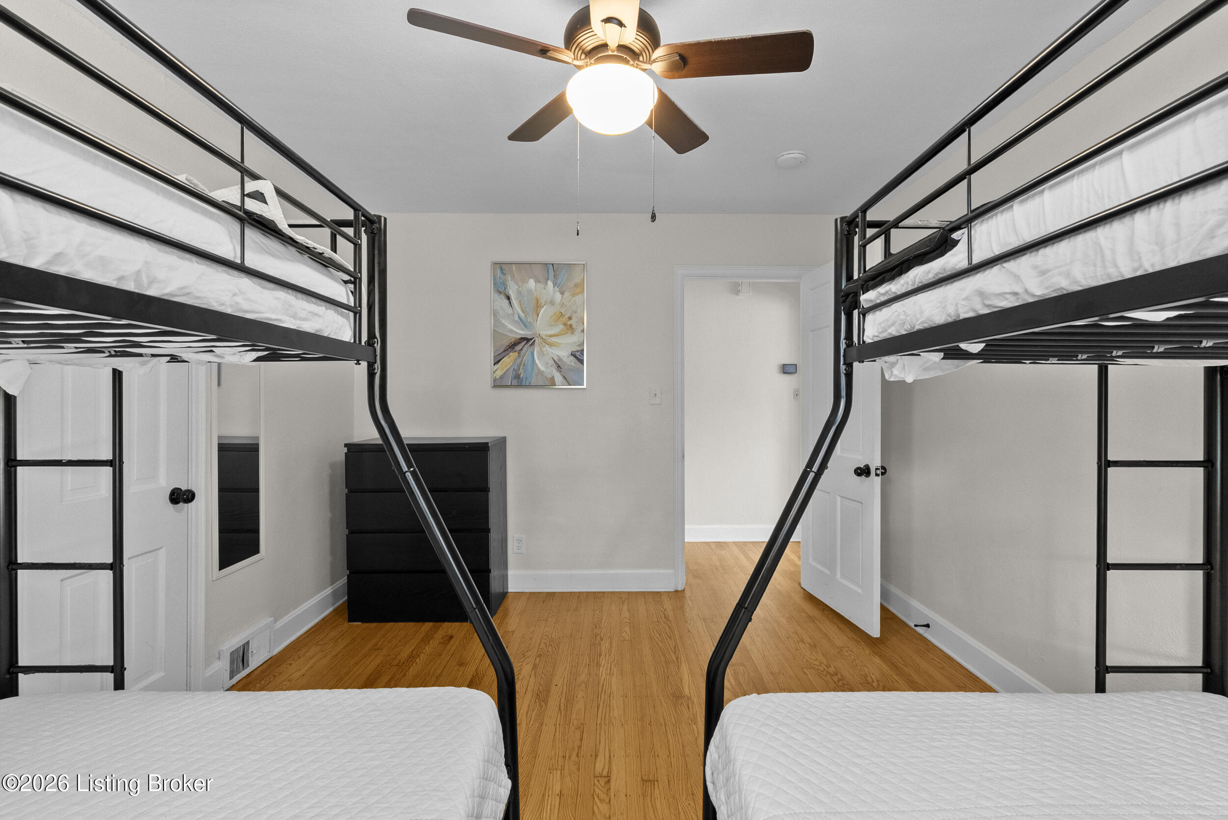 5334 Westhall Ave Property Photo 18