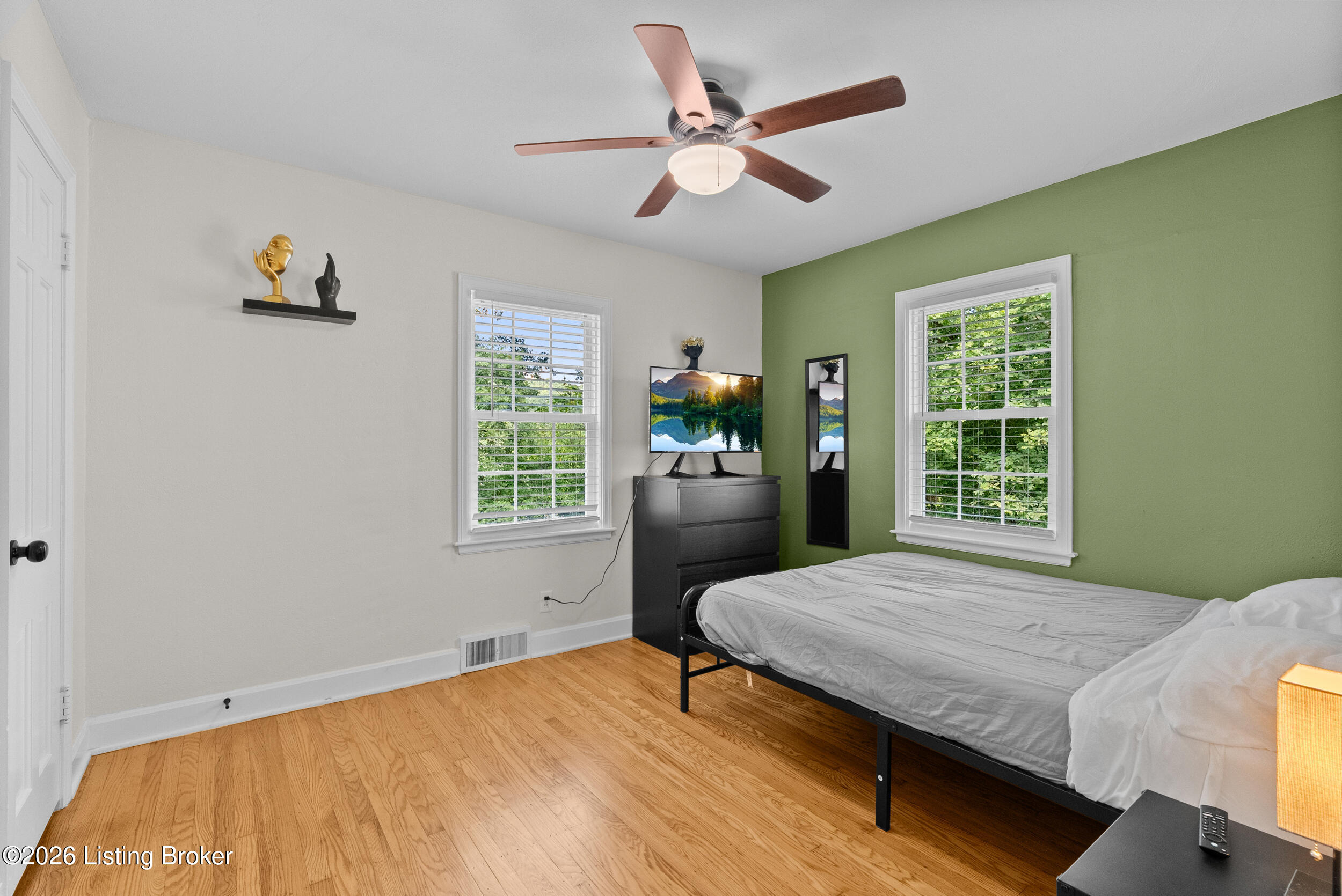 5334 Westhall Ave Property Photo 22