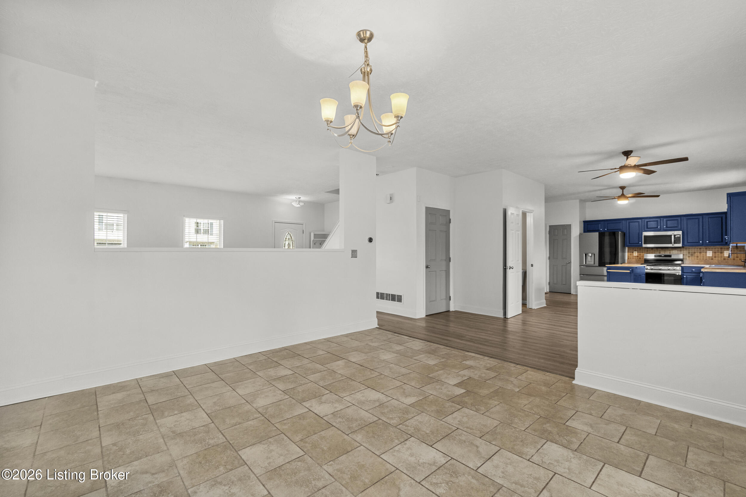 10612 Evanwood Dr Property Photo 11