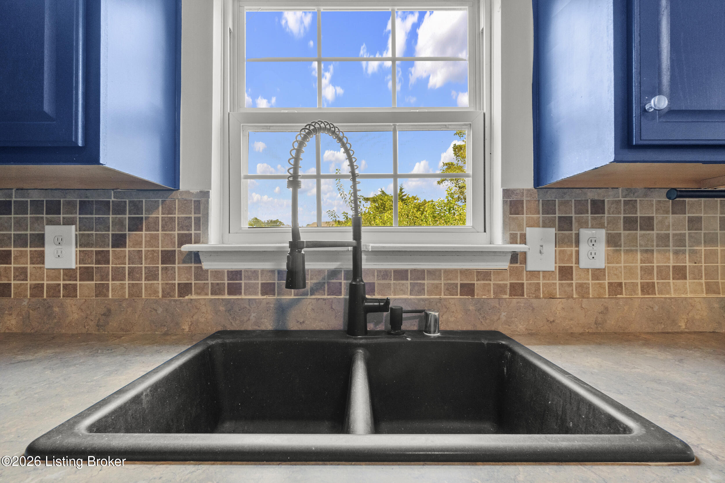 10612 Evanwood Dr Property Photo 15