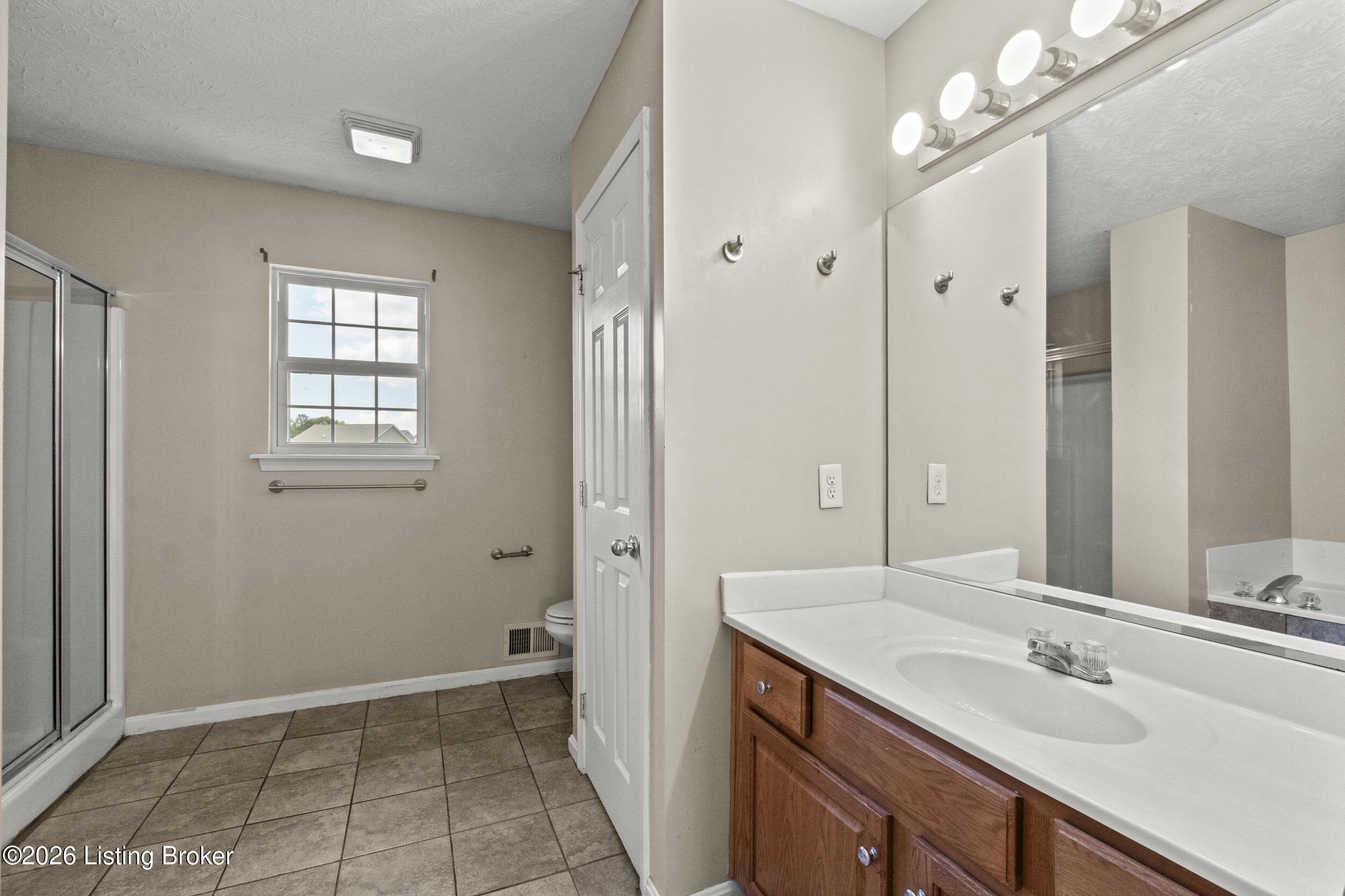 10612 Evanwood Dr Property Photo 32