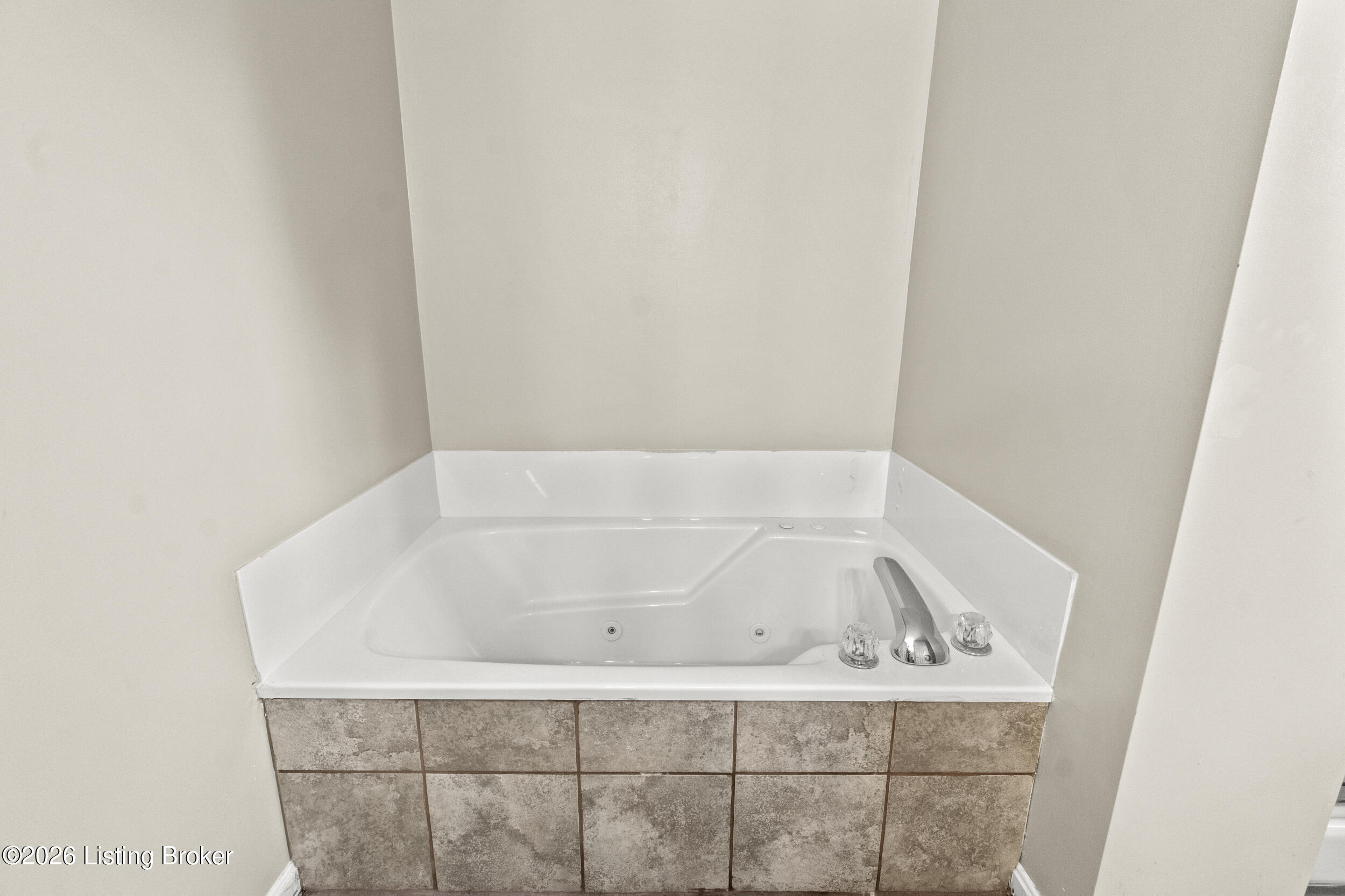 10612 Evanwood Dr Property Photo 35