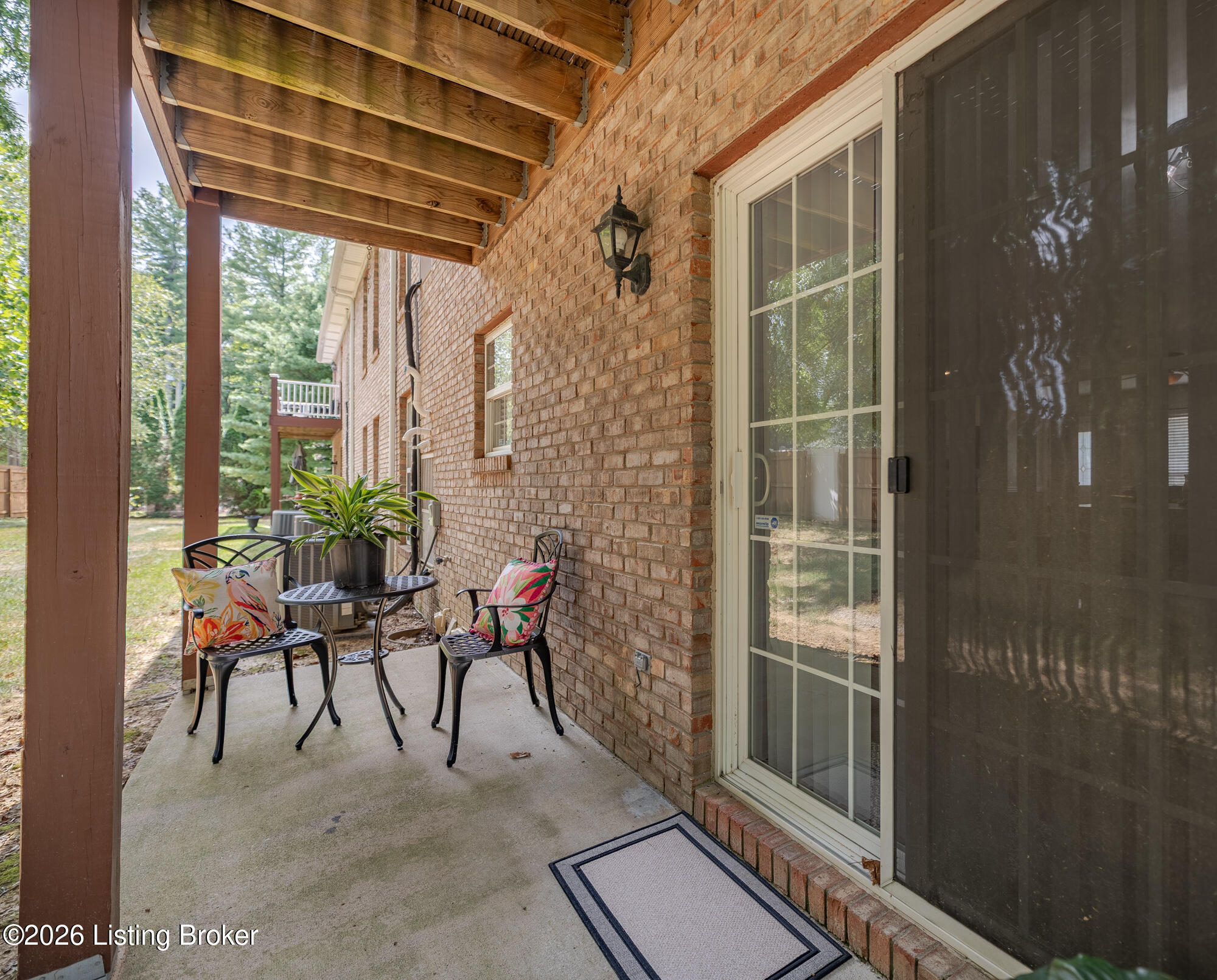6019 Wooded Creek Dr Property Photo 18