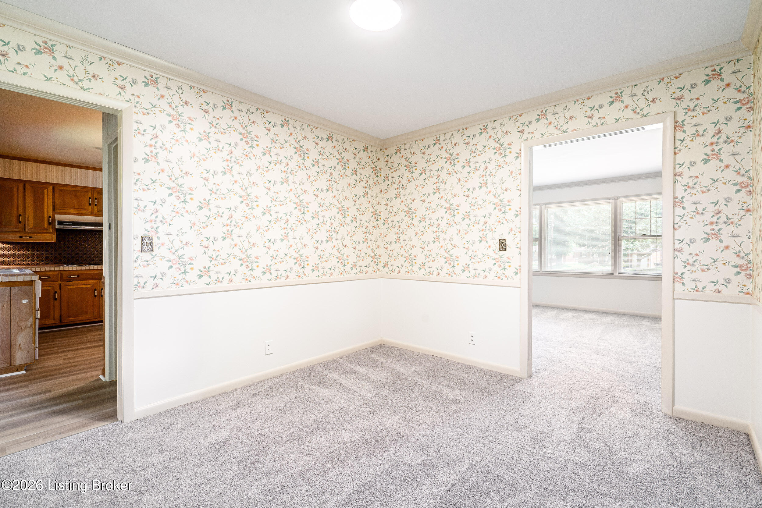 4016 White Plains Ct Property Photo 20