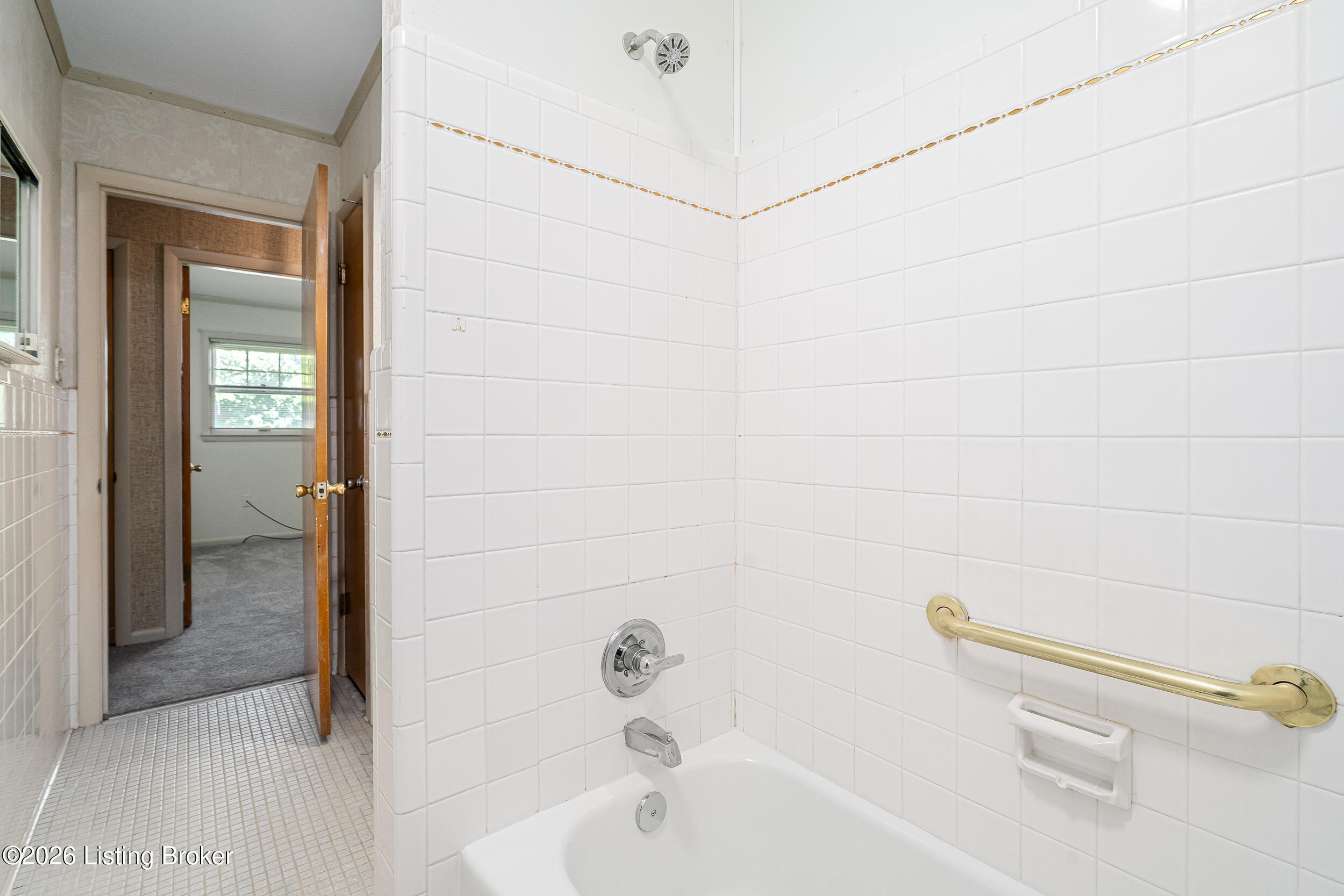 4016 White Plains Ct Property Photo 26