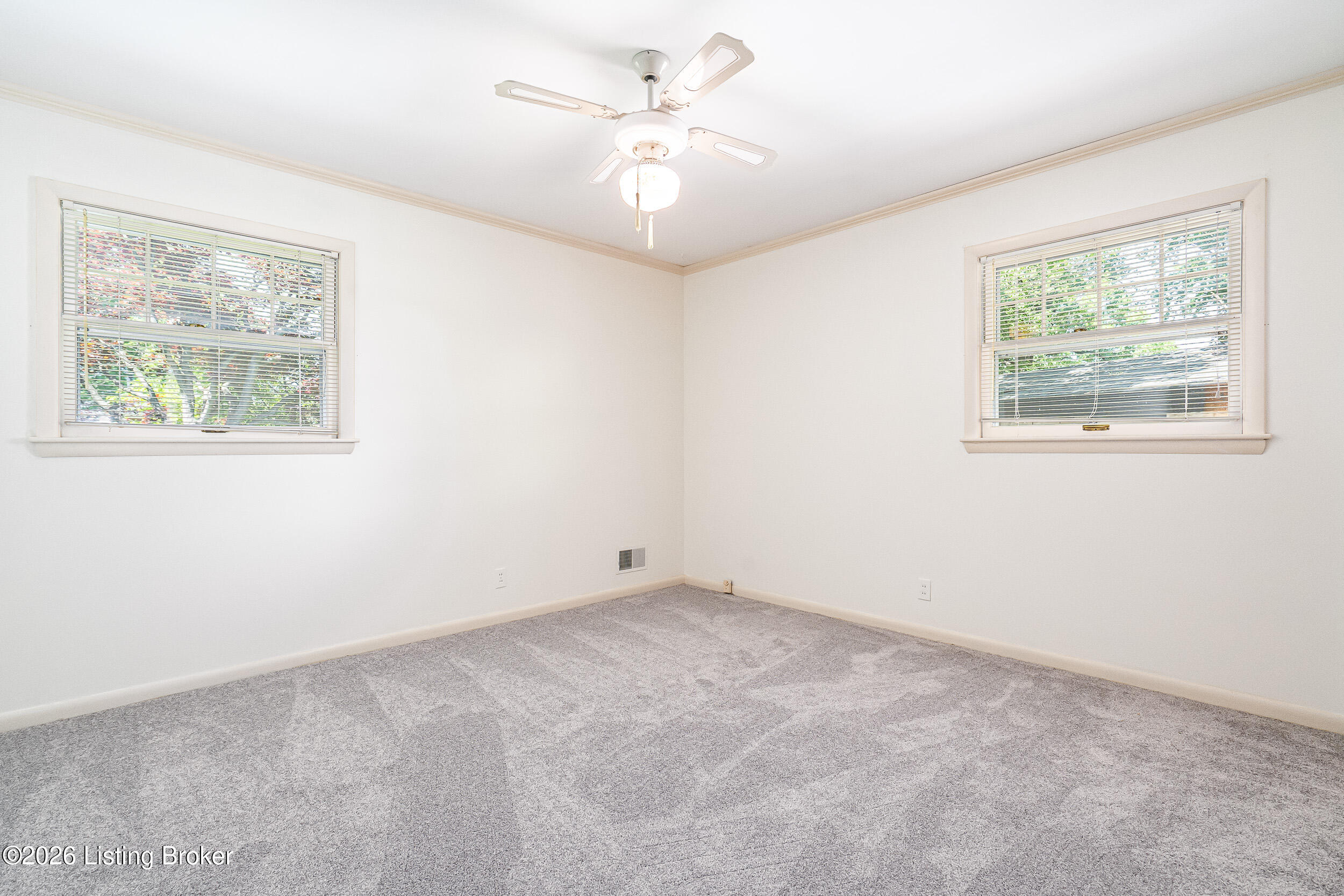 4016 White Plains Ct Property Photo 27