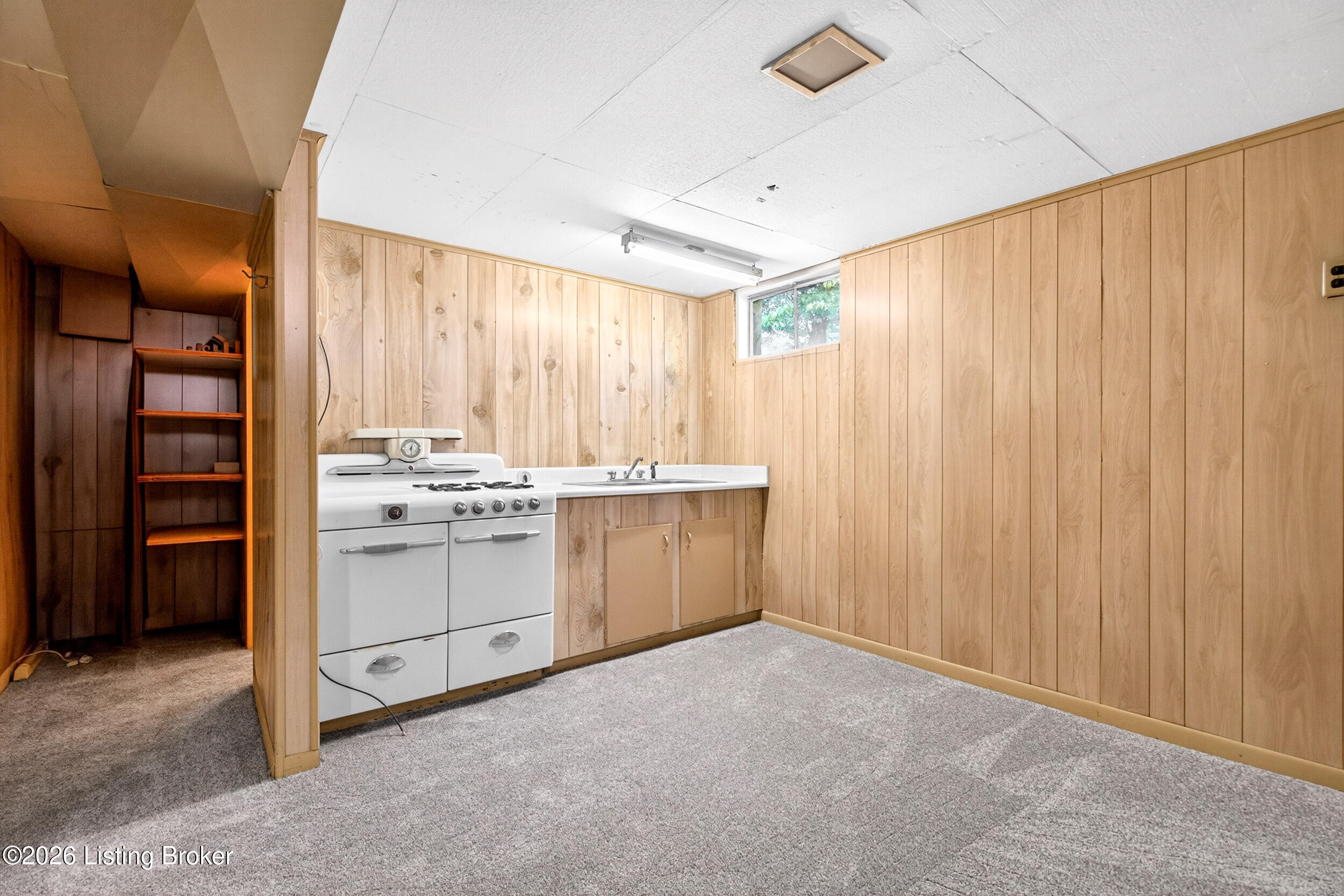4016 White Plains Ct Property Photo 40