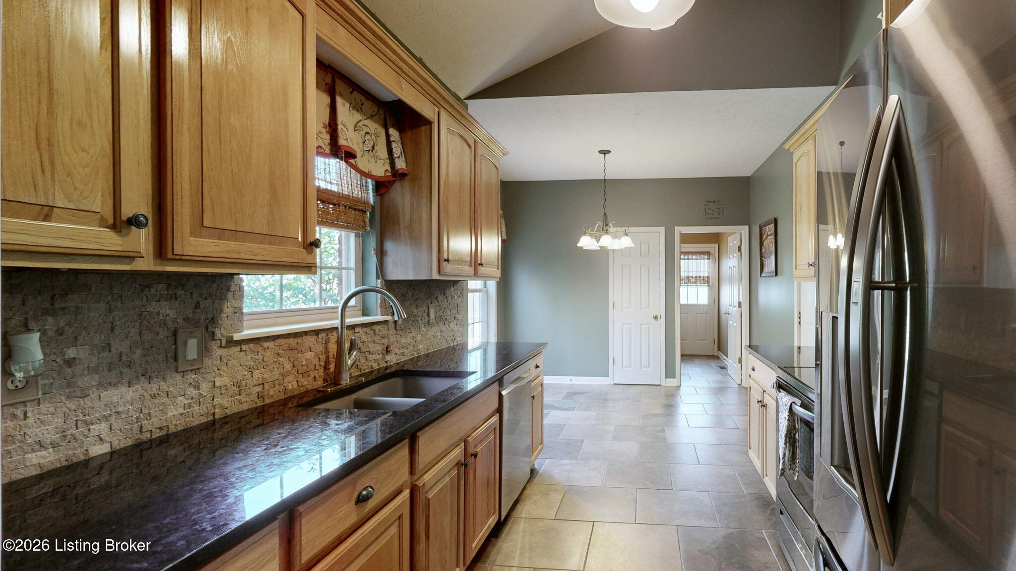 5305 Stonybrook Ct Property Photo 9