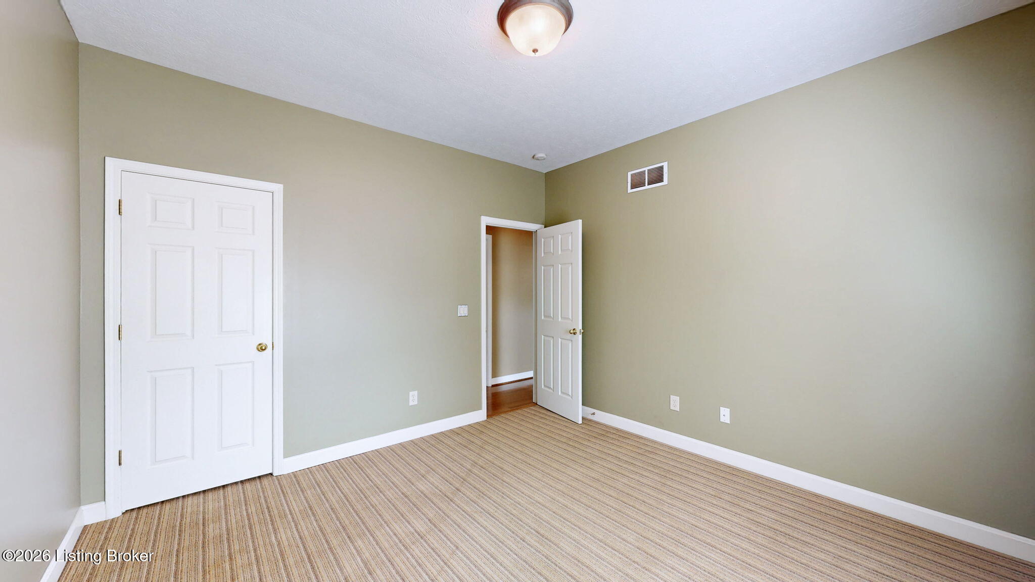 5305 Stonybrook Ct Property Photo 17