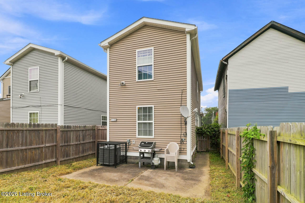 1210 S Preston St Property Photo 32