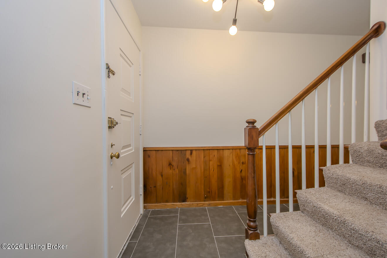 4310 Saint Regis Ln Property Photo 11