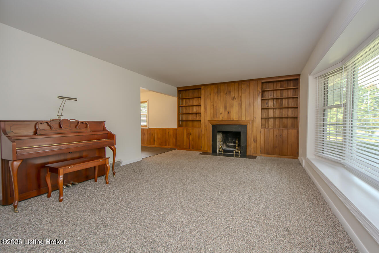 4310 Saint Regis Ln Property Photo 12