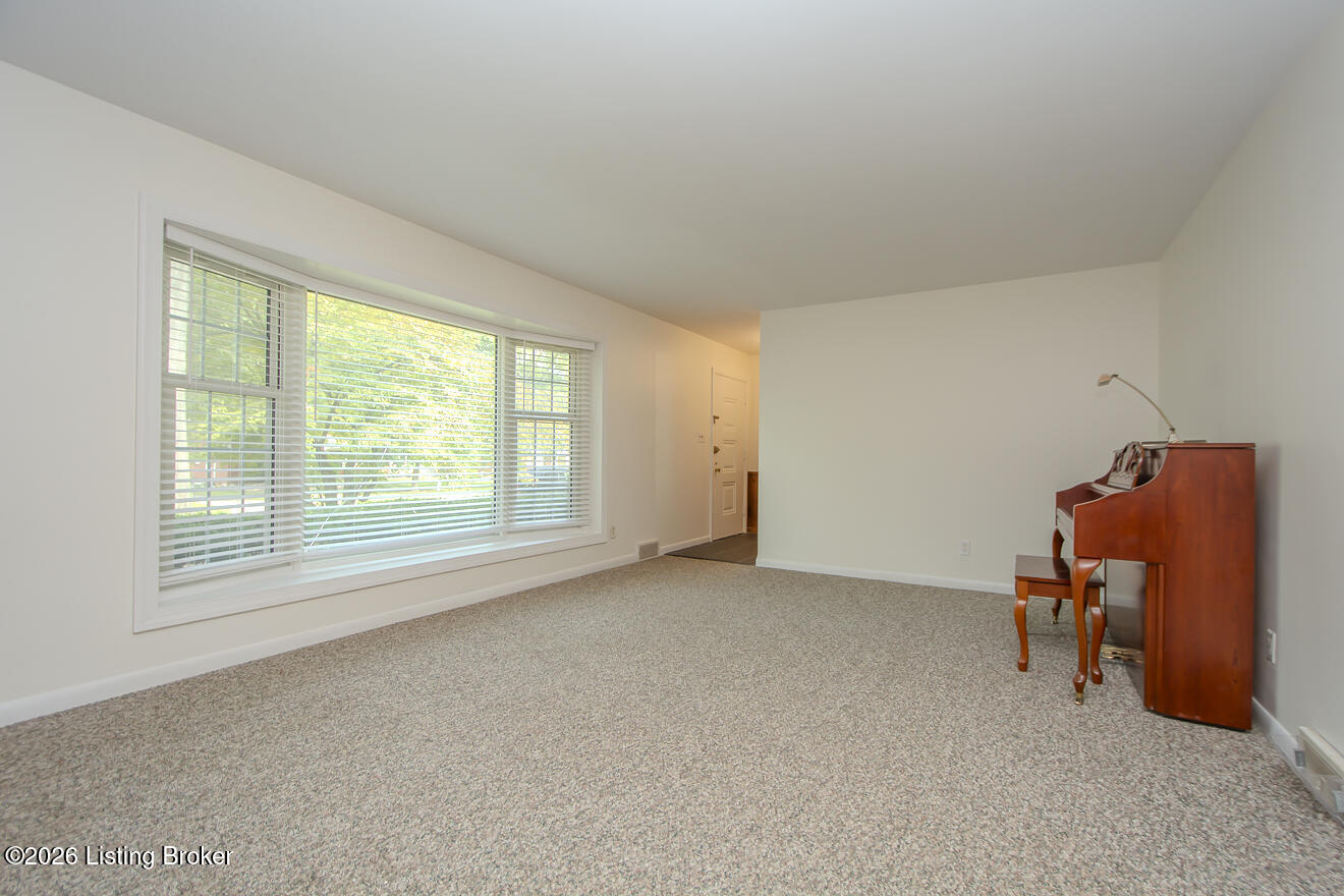 4310 Saint Regis Ln Property Photo 14