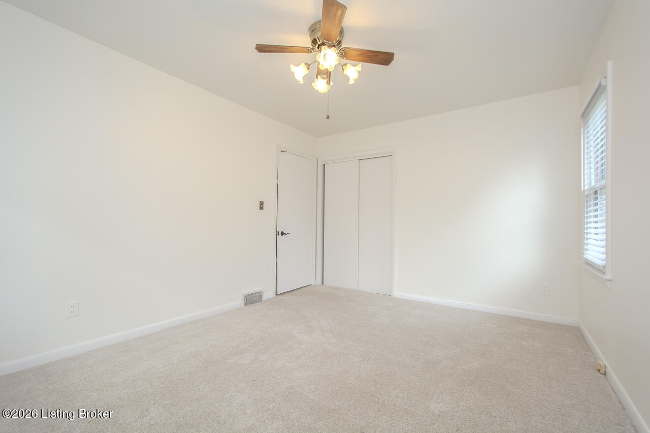 4310 Saint Regis Ln Property Photo 25