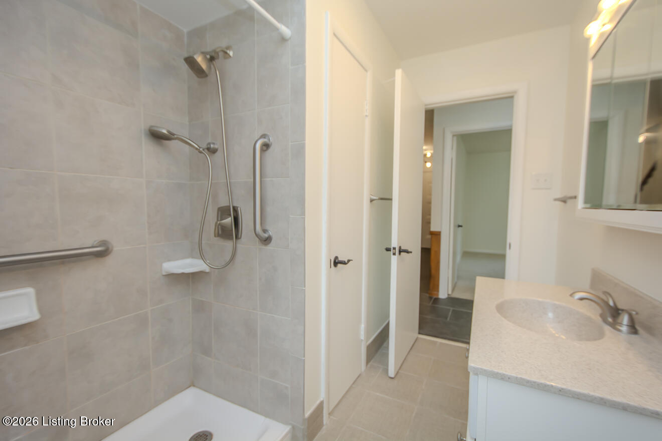 4310 Saint Regis Ln Property Photo 27