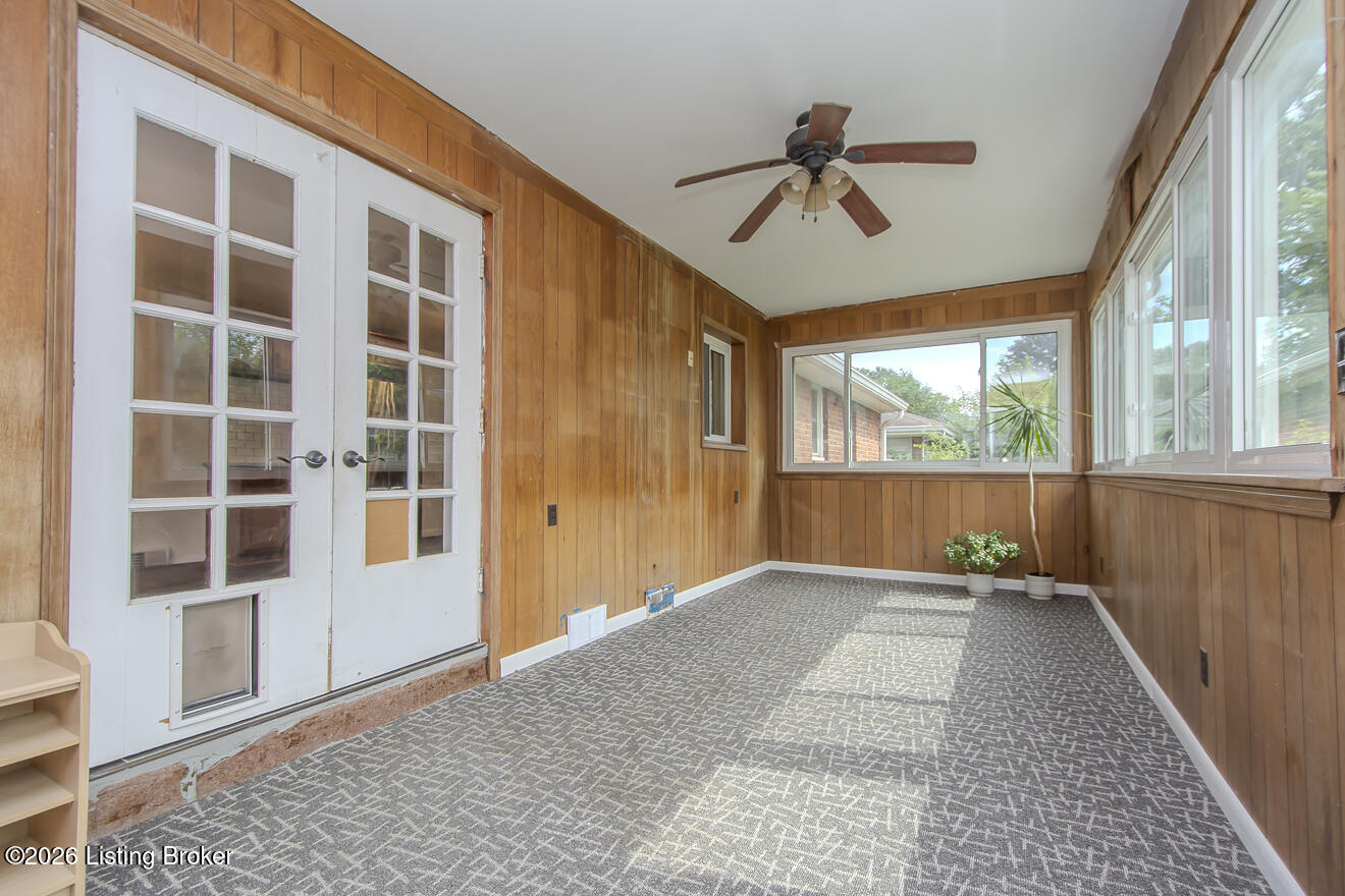 4310 Saint Regis Ln Property Photo 46