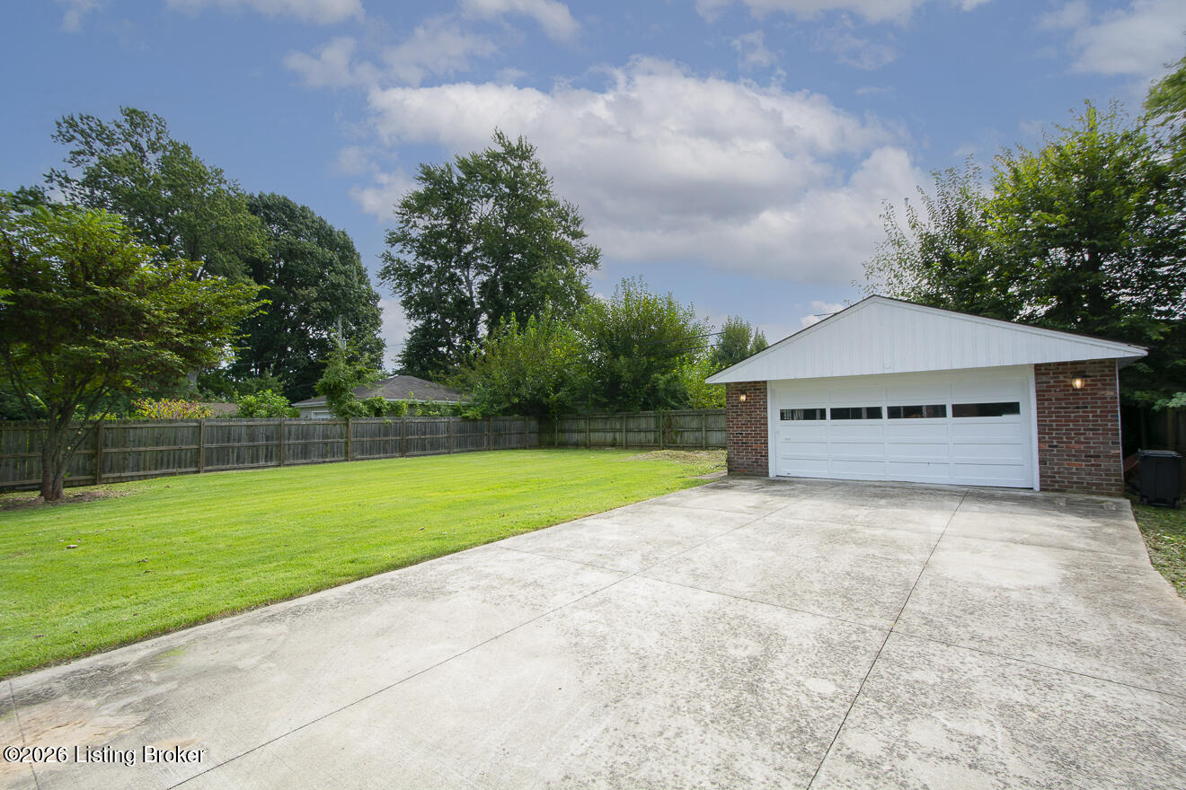 4310 Saint Regis Ln Property Photo 61