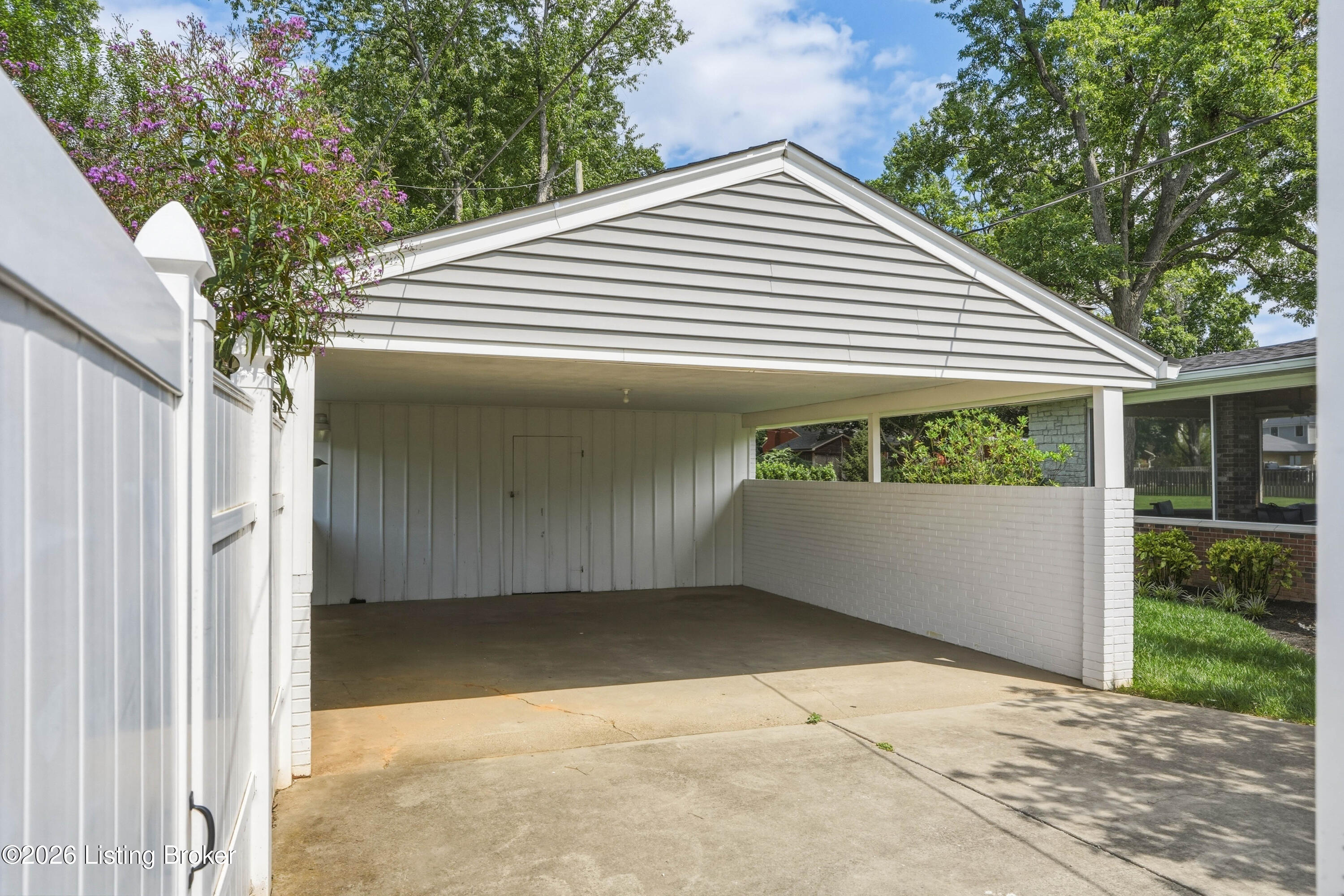 3717 Hillsboro Rd Property Photo 42