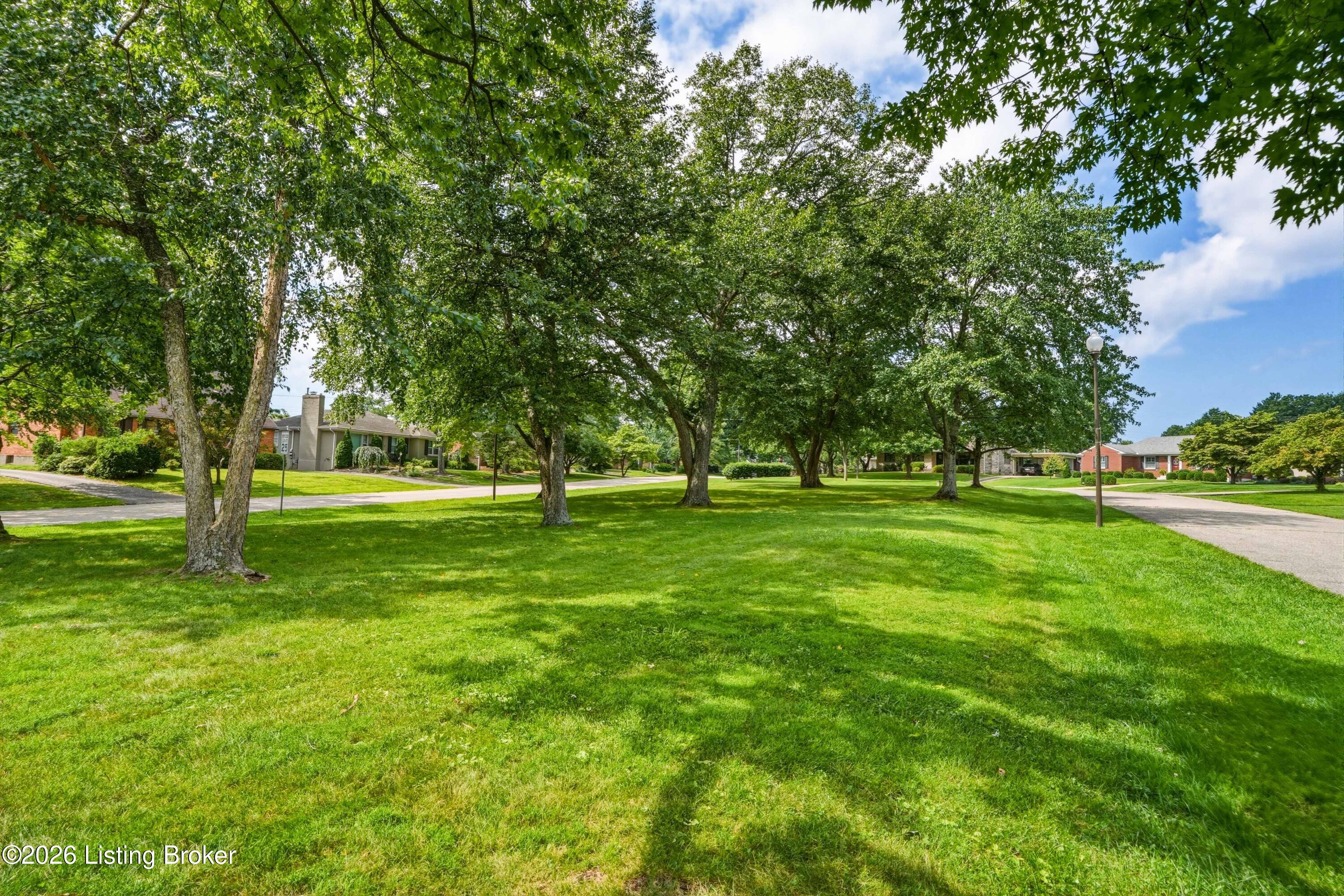 3717 Hillsboro Rd Property Photo 47