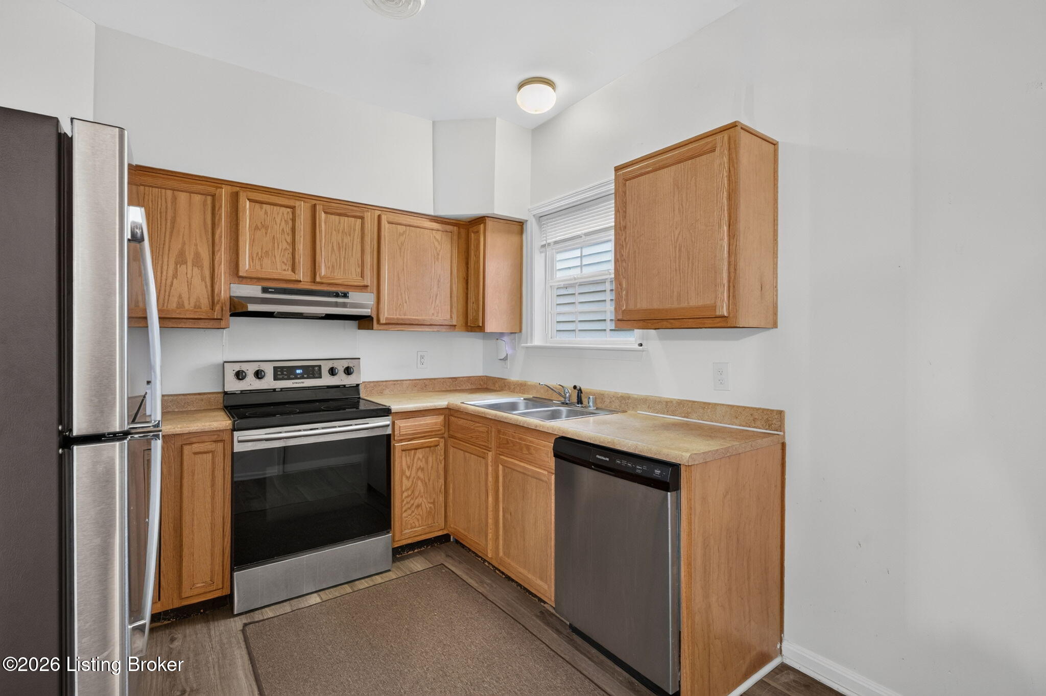 321 S 42nd St Property Photo 12