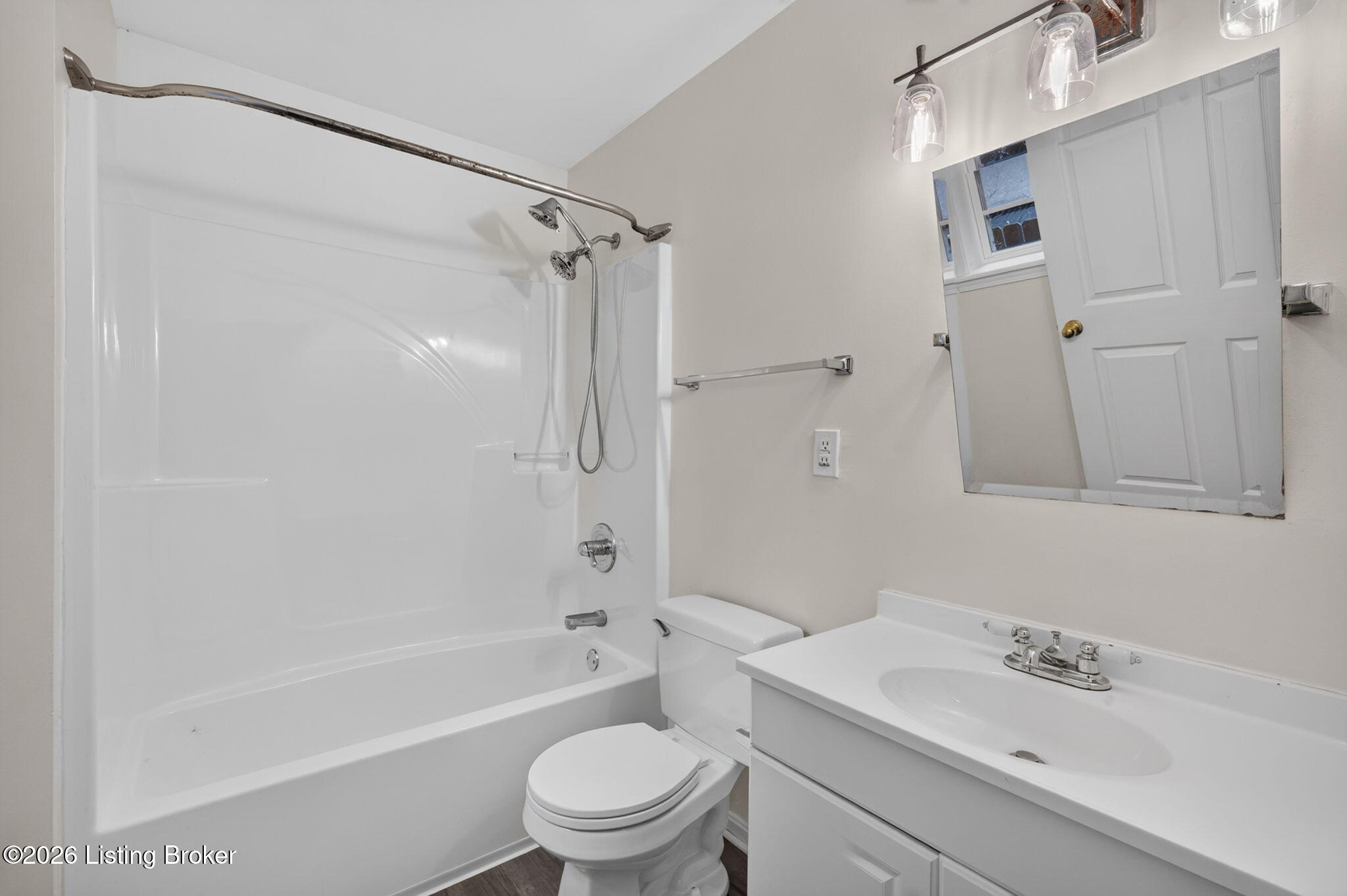321 S 42nd St Property Photo 14