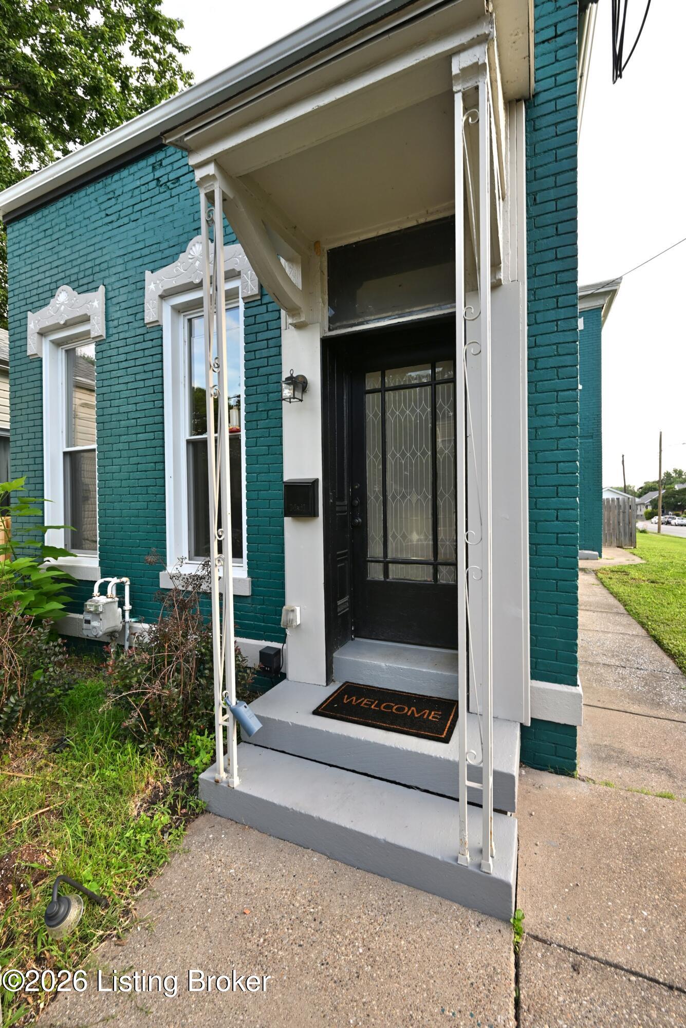641 E Saint Catherine St Property Photo 7