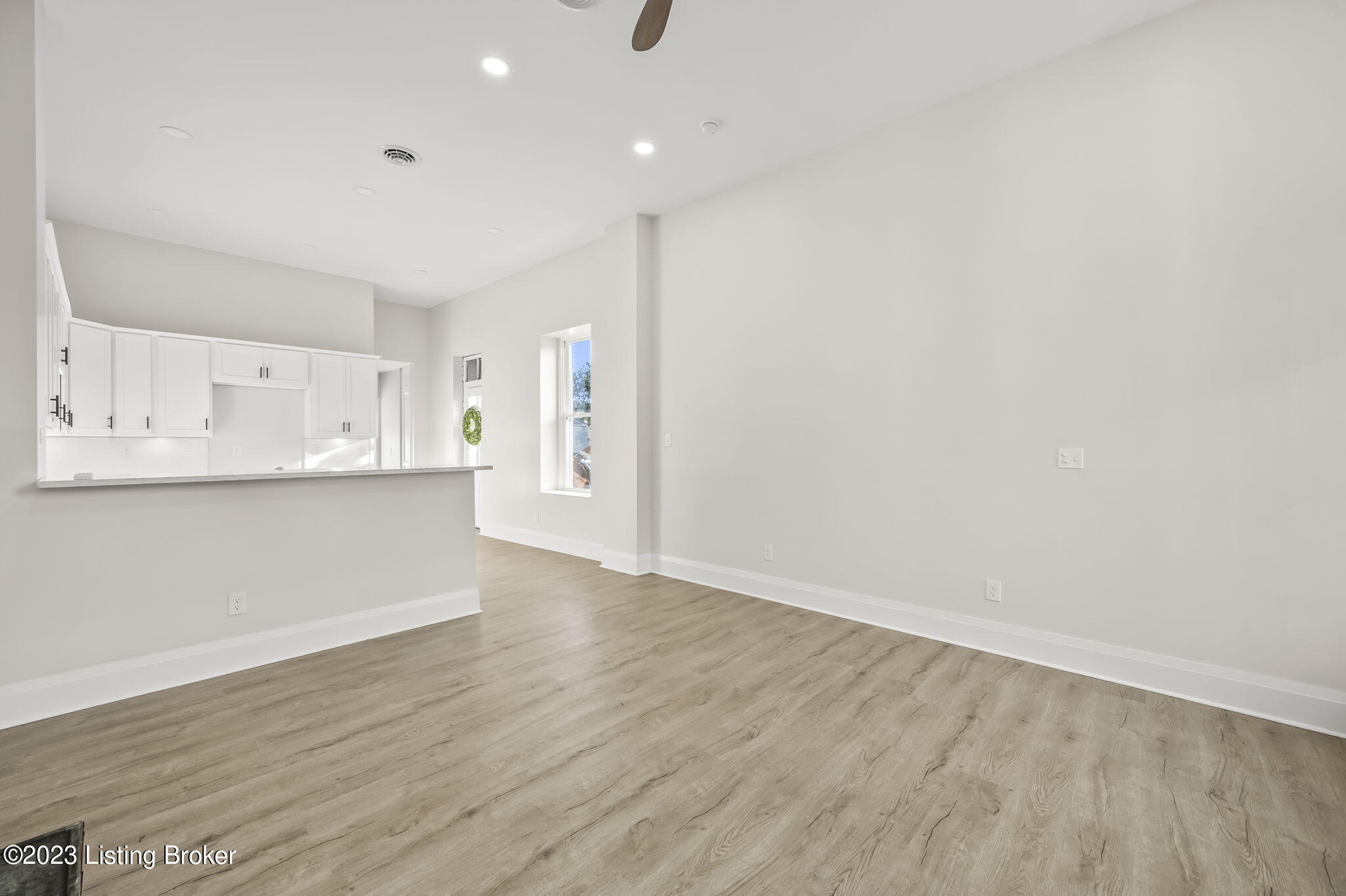 641 E Saint Catherine St Property Photo 23