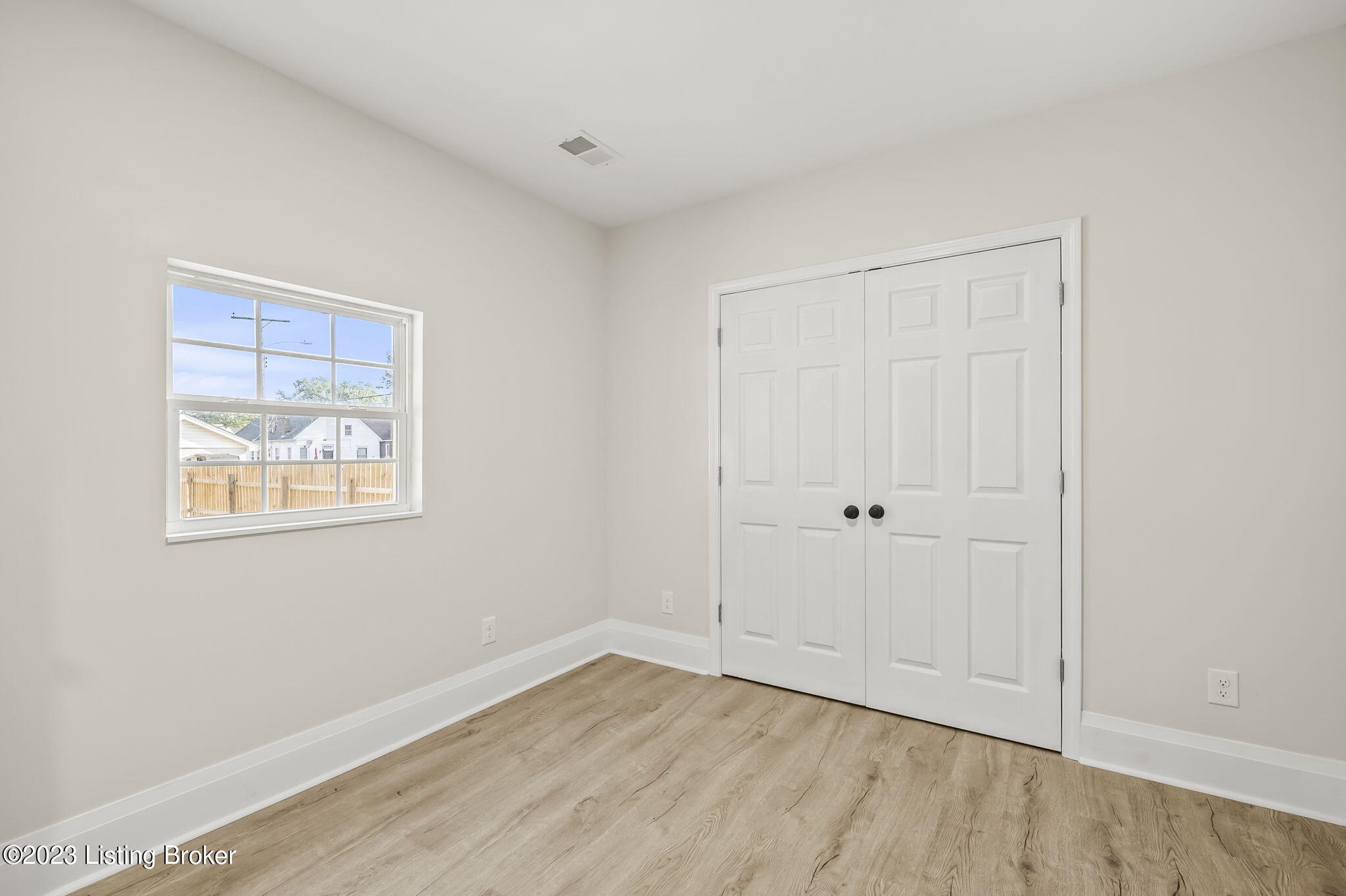 641 E Saint Catherine St Property Photo 28