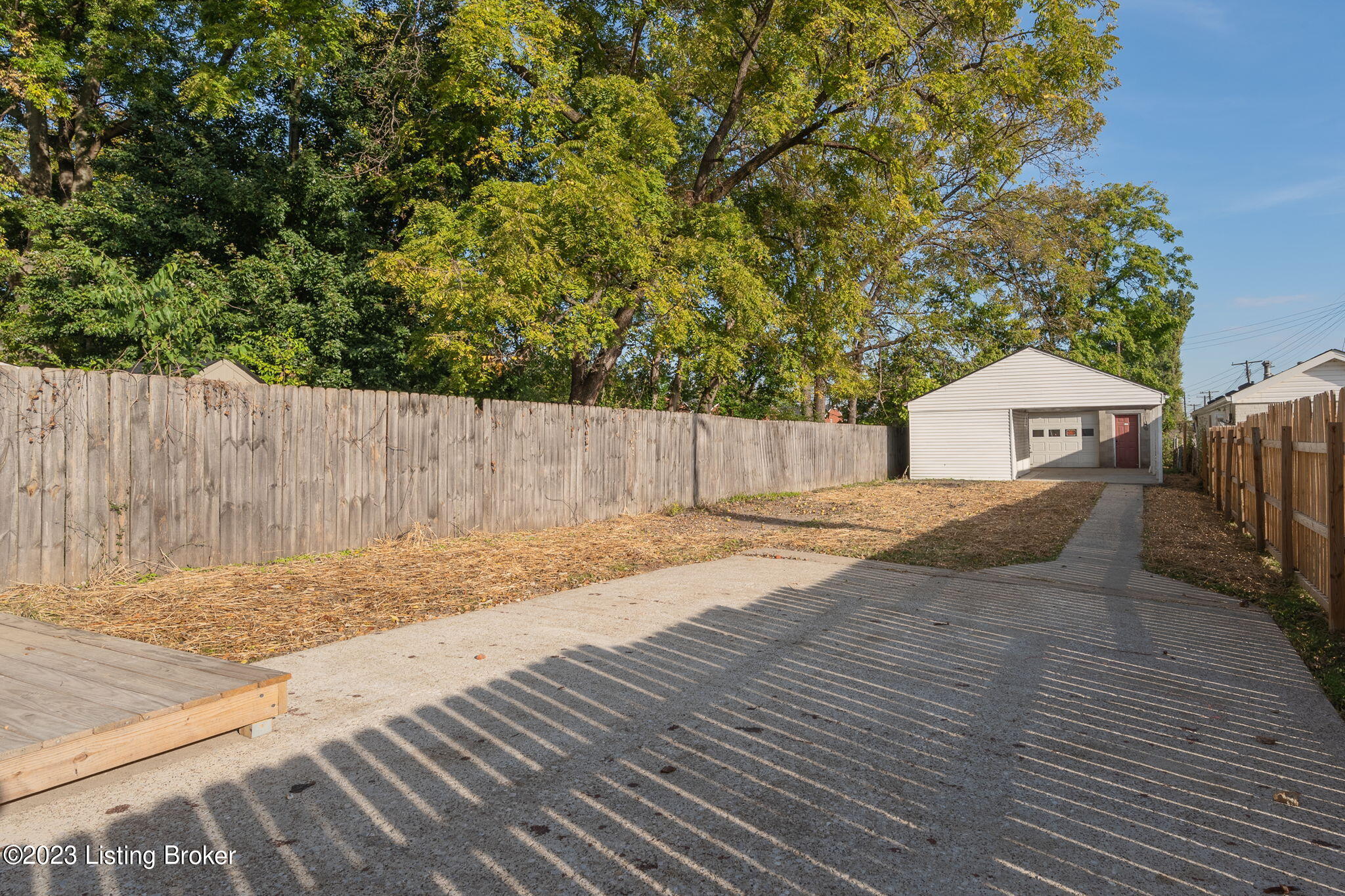 641 E Saint Catherine St Property Photo 40