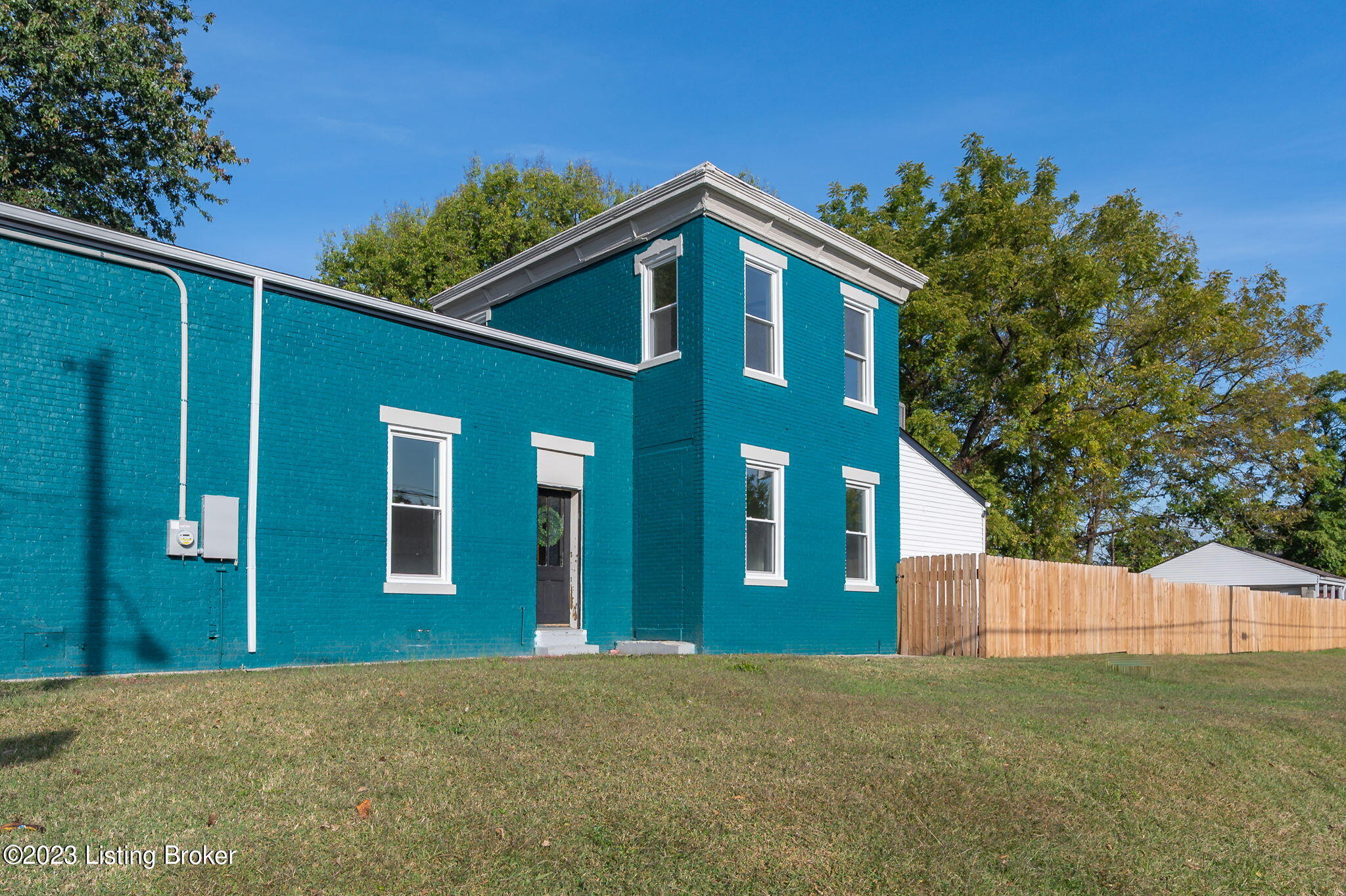 641 E Saint Catherine St Property Photo 42