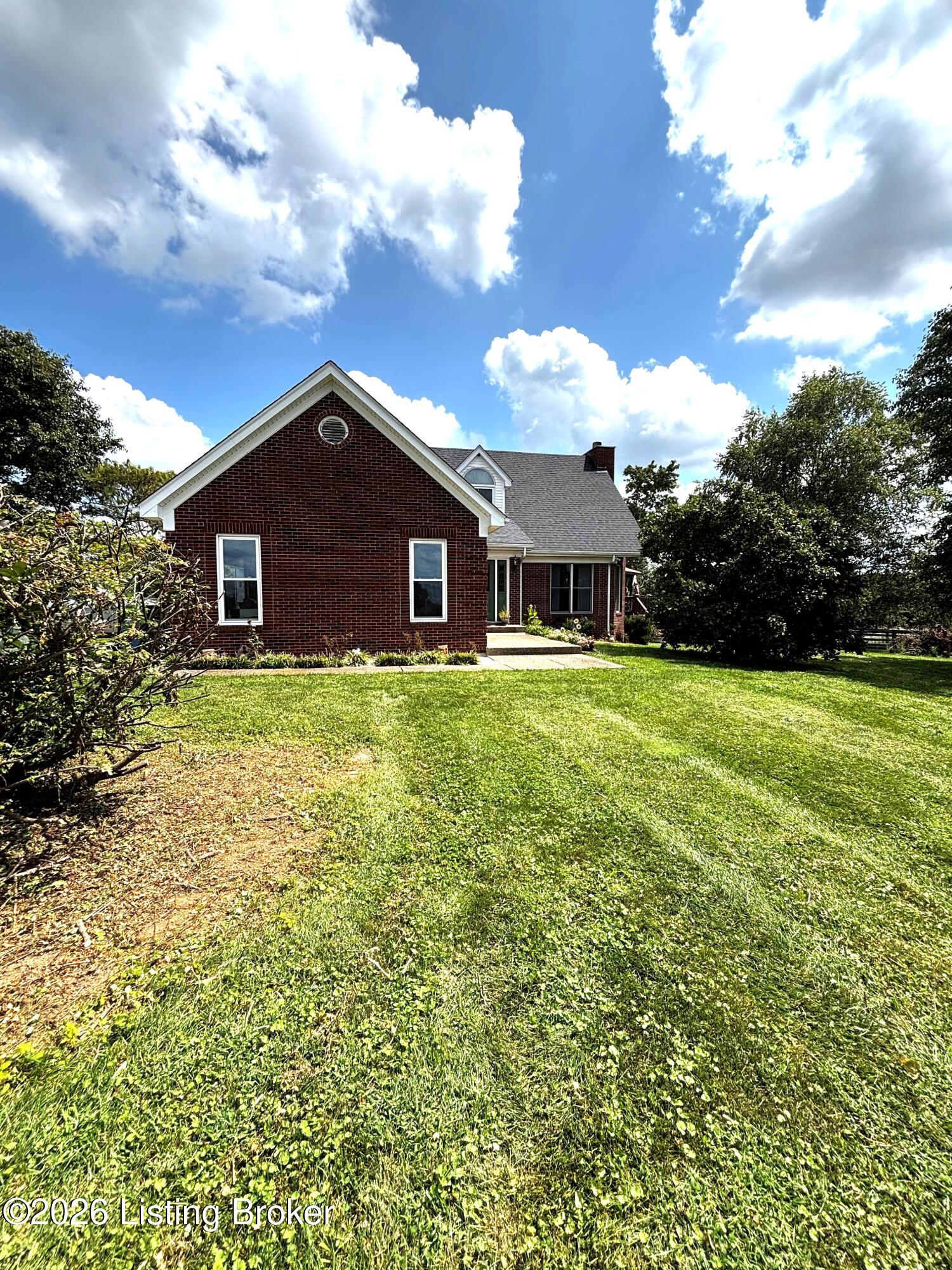1050 Hebron Rd Property Photo 4
