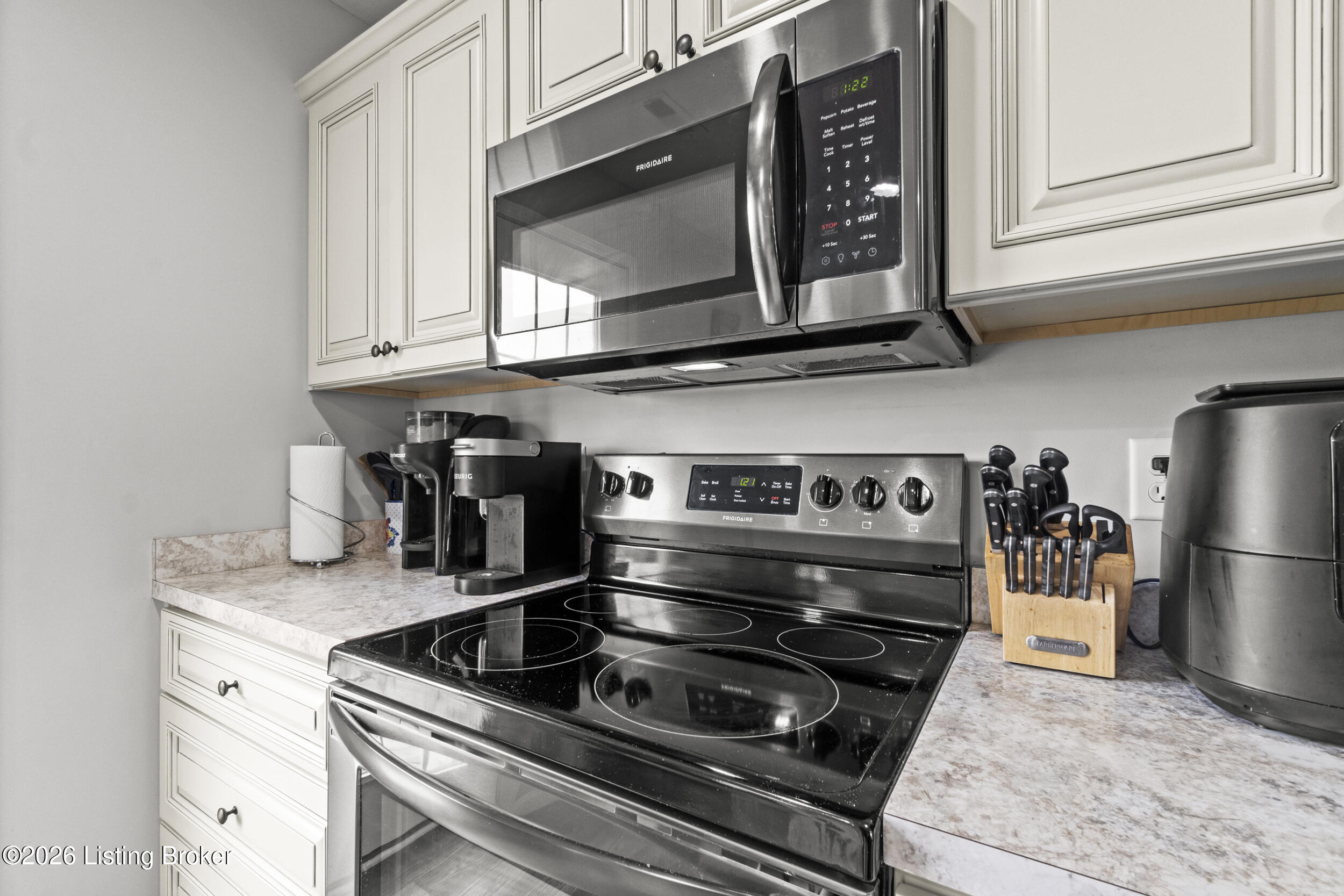 113 Copperfield Way Property Photo 13