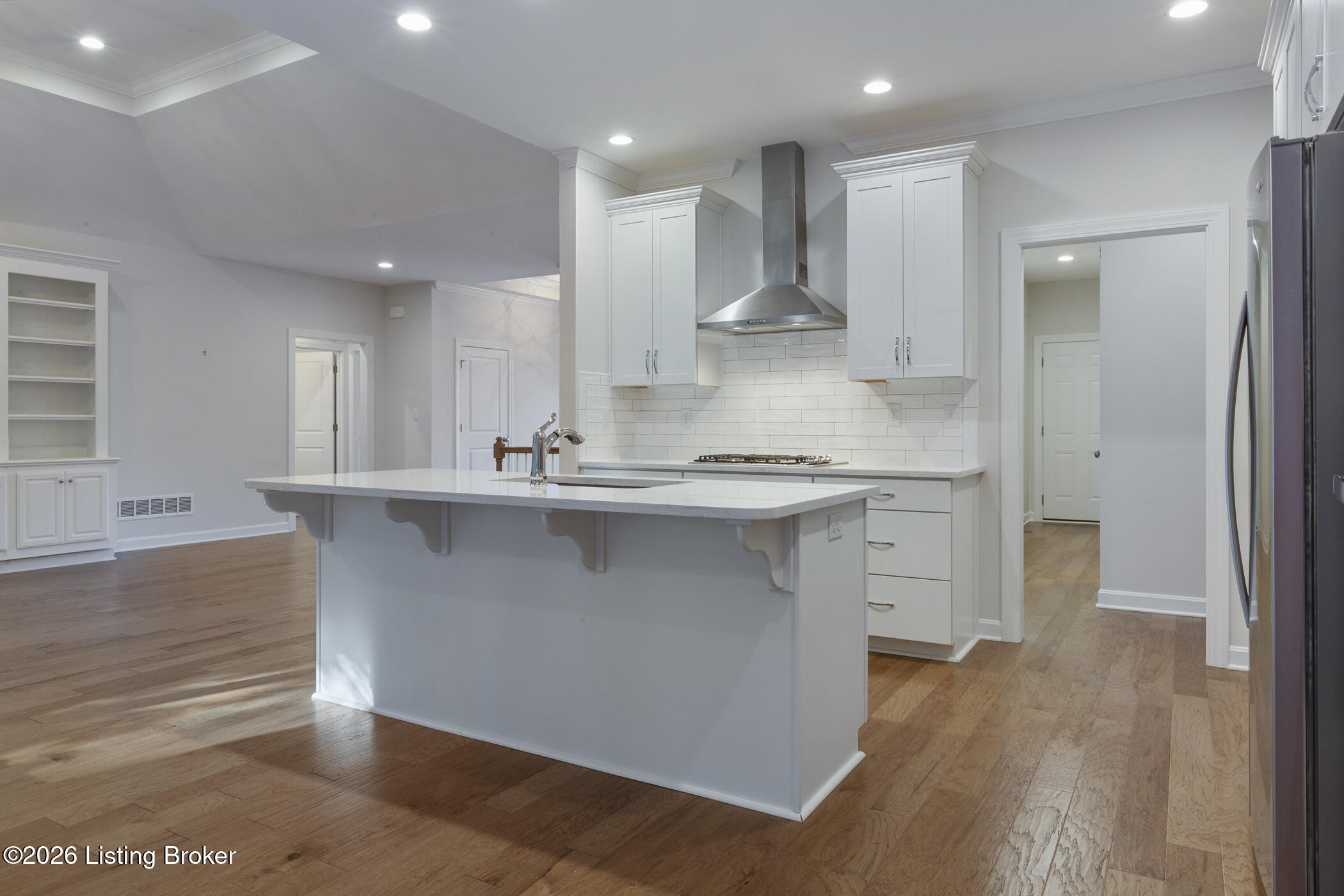 17216 Shakes Creek Dr Property Photo 15