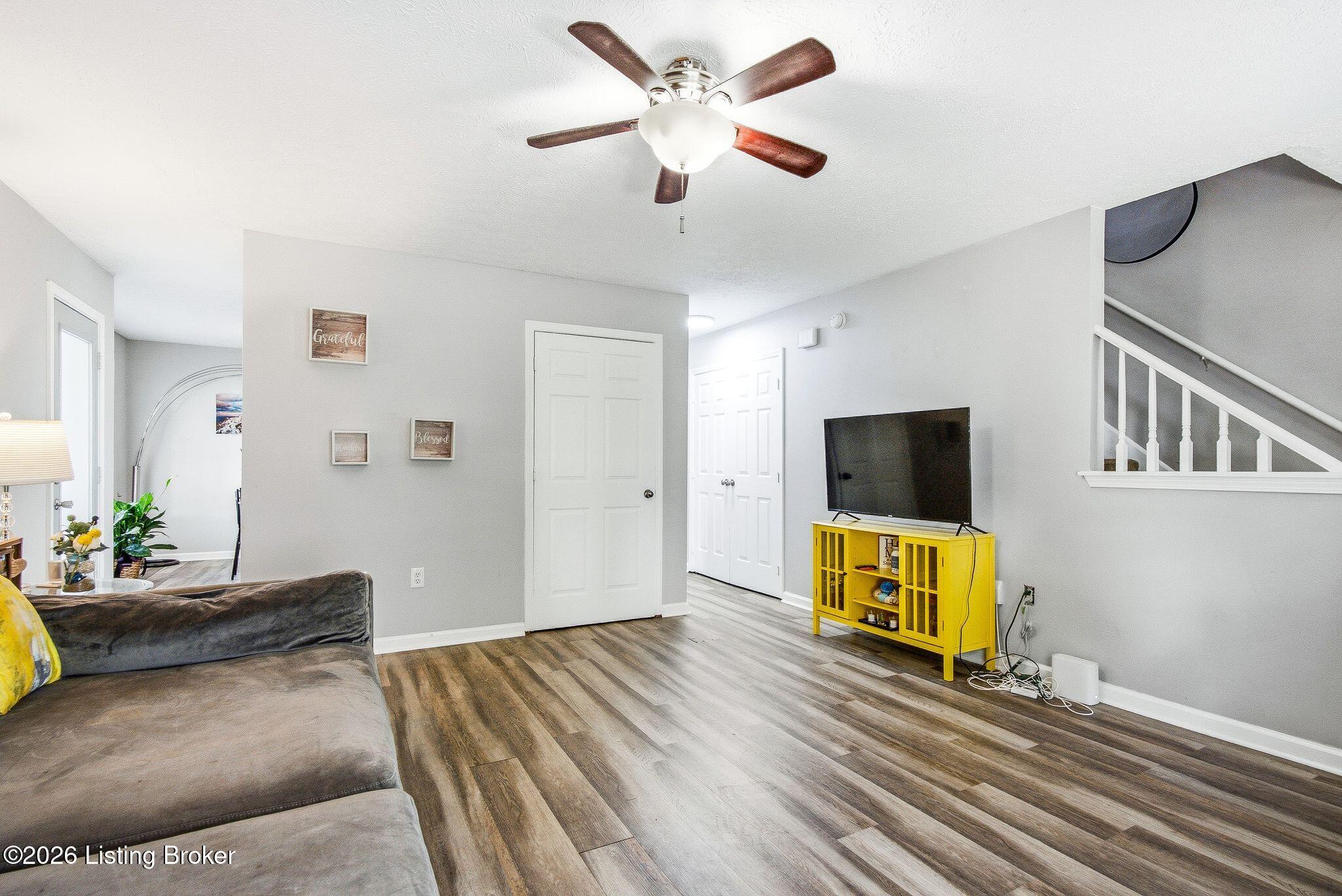 4811 Greenvale Cir Property Photo 13