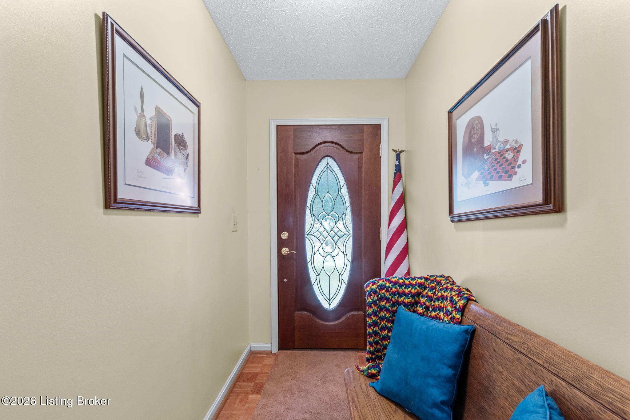 6901 Triangle Dr Property Photo 3