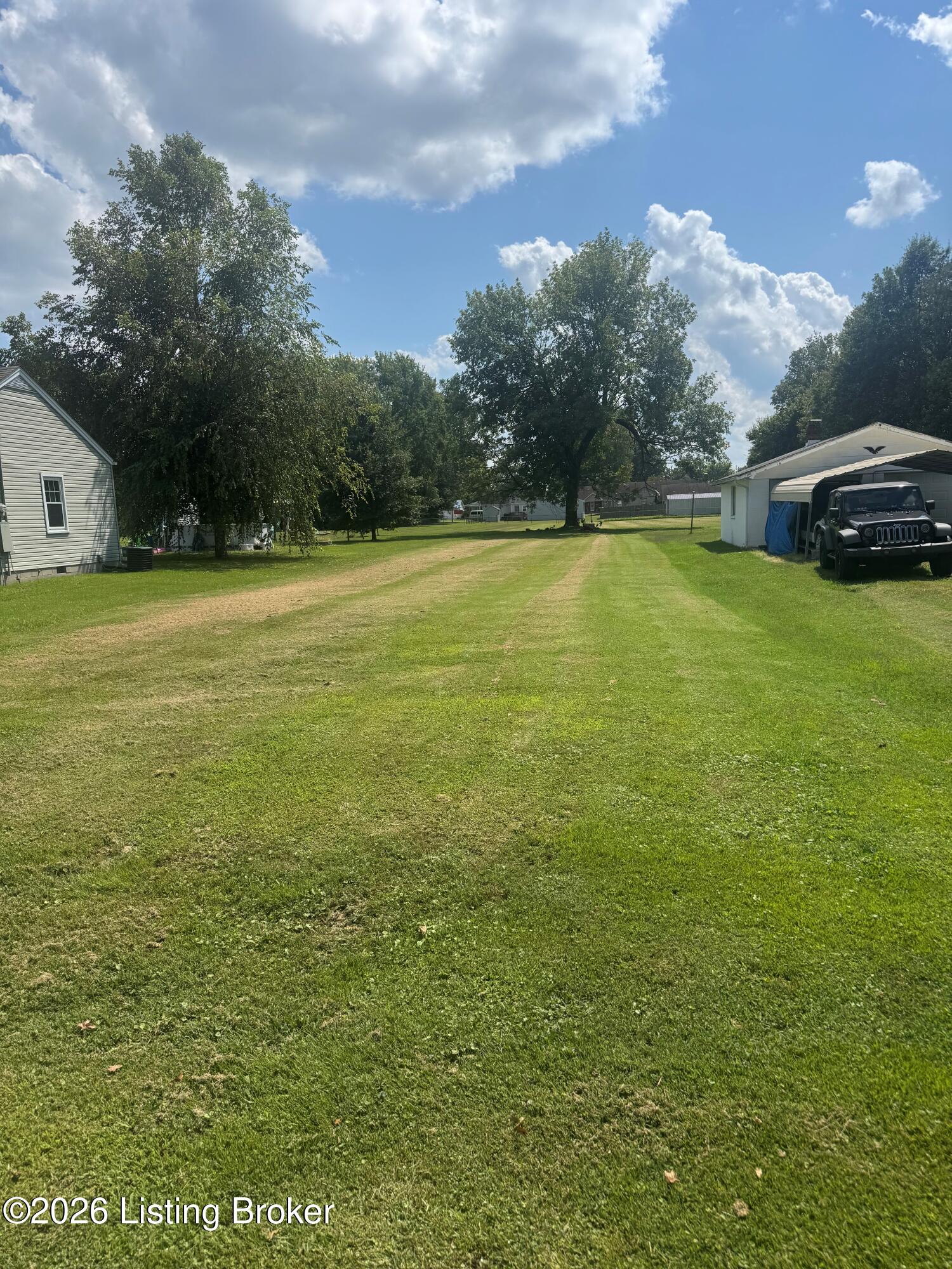 5312 Euclid Ave Property Photo 2