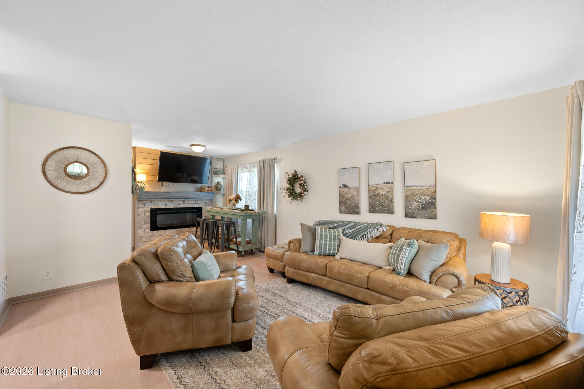 9105 Seaforth Dr Property Photo 6