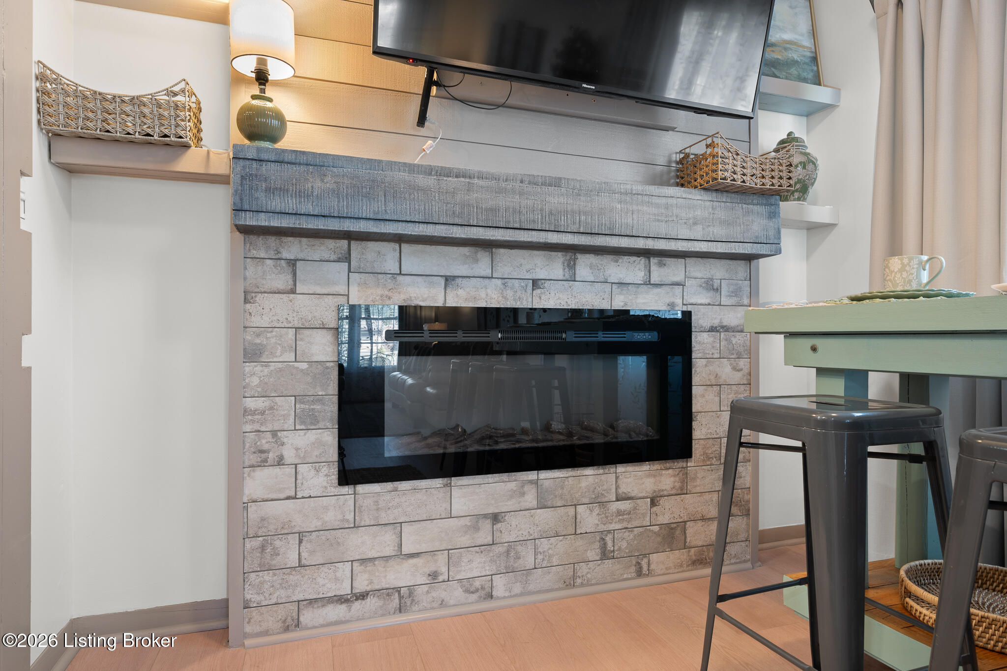9105 Seaforth Dr Property Photo 12