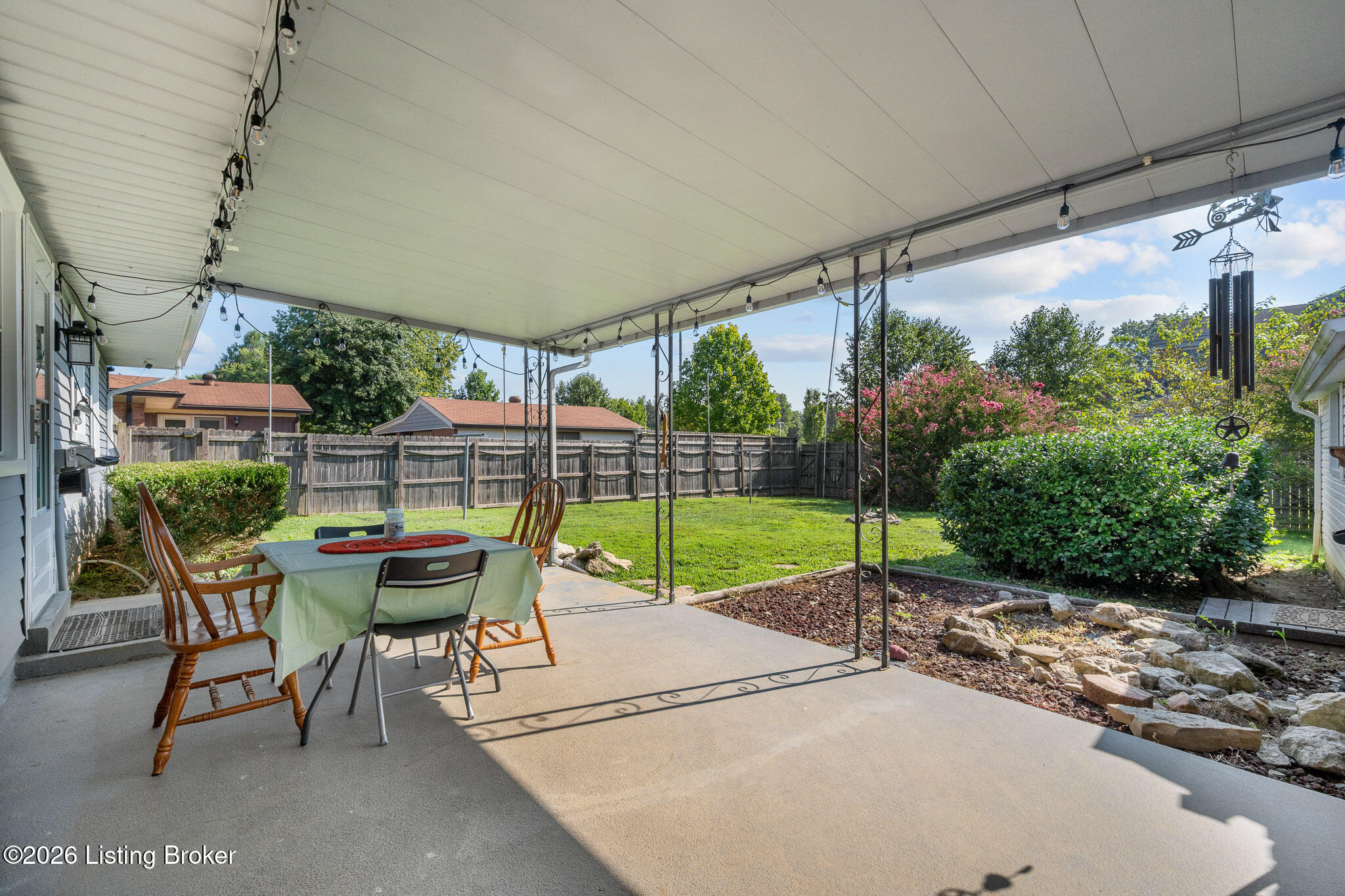 9105 Seaforth Dr Property Photo 24